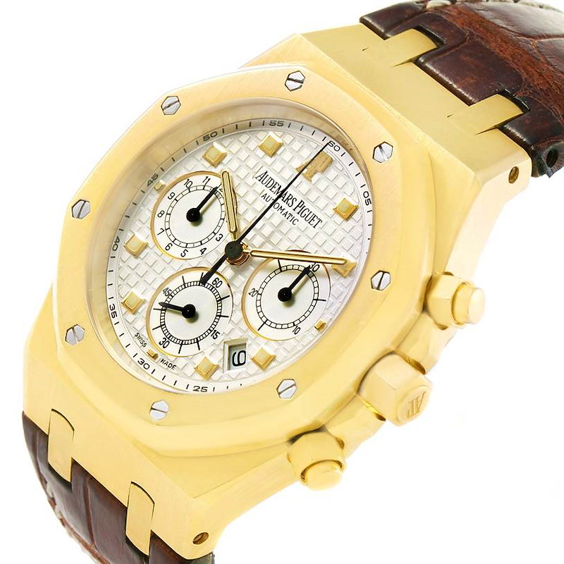 Audemars Piguet Royal Oak Yellow Gold 26022BA OO D088CR 01 Stock