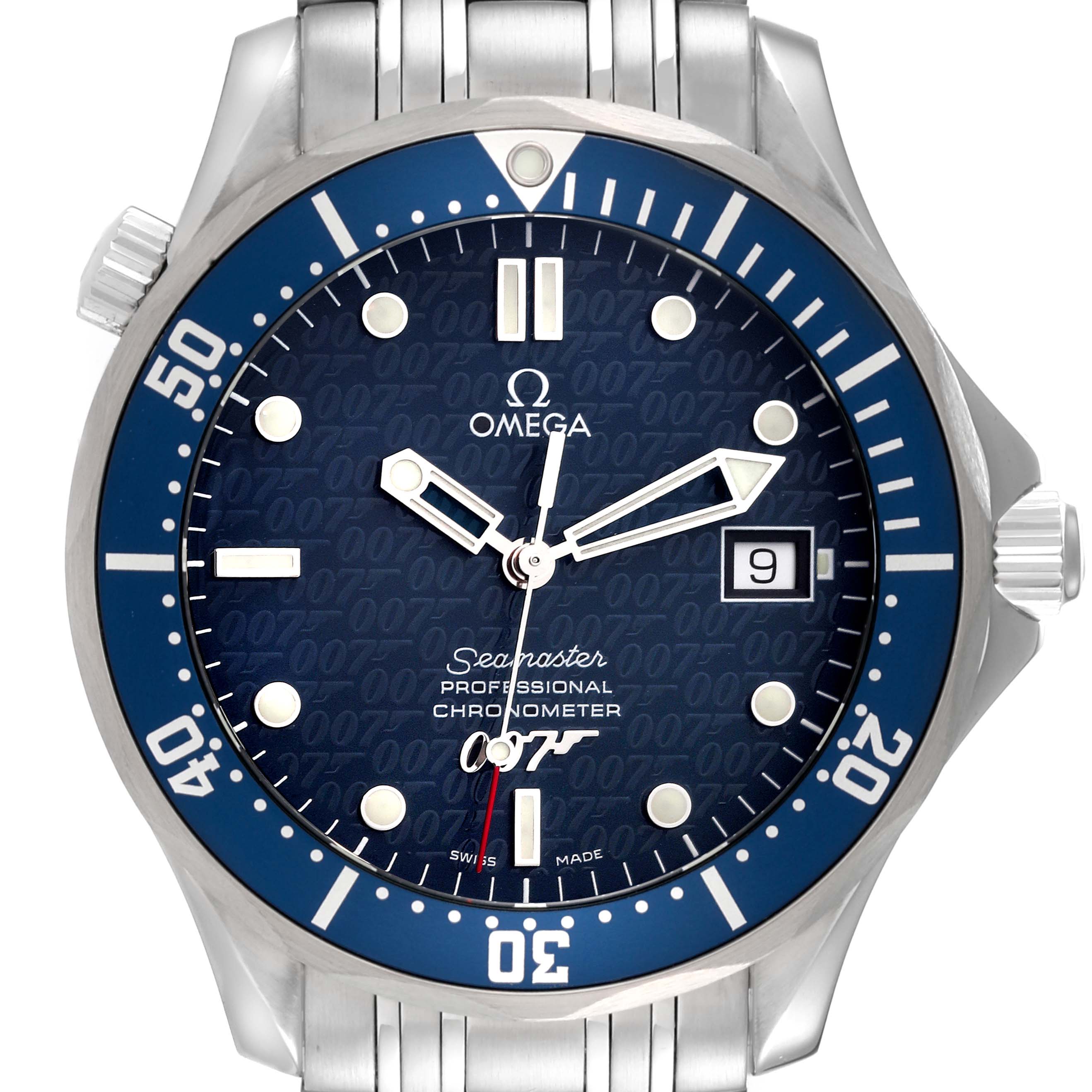 The image shows a front view of an Omega Seamaster 2537.80.00 Men's Stainless Steel Blue Dial 2537.80.00 Men's Stainless Steel Blue Dial watch, highlighting its blue dial, bezel, date display, and stainless steel bracelet.
