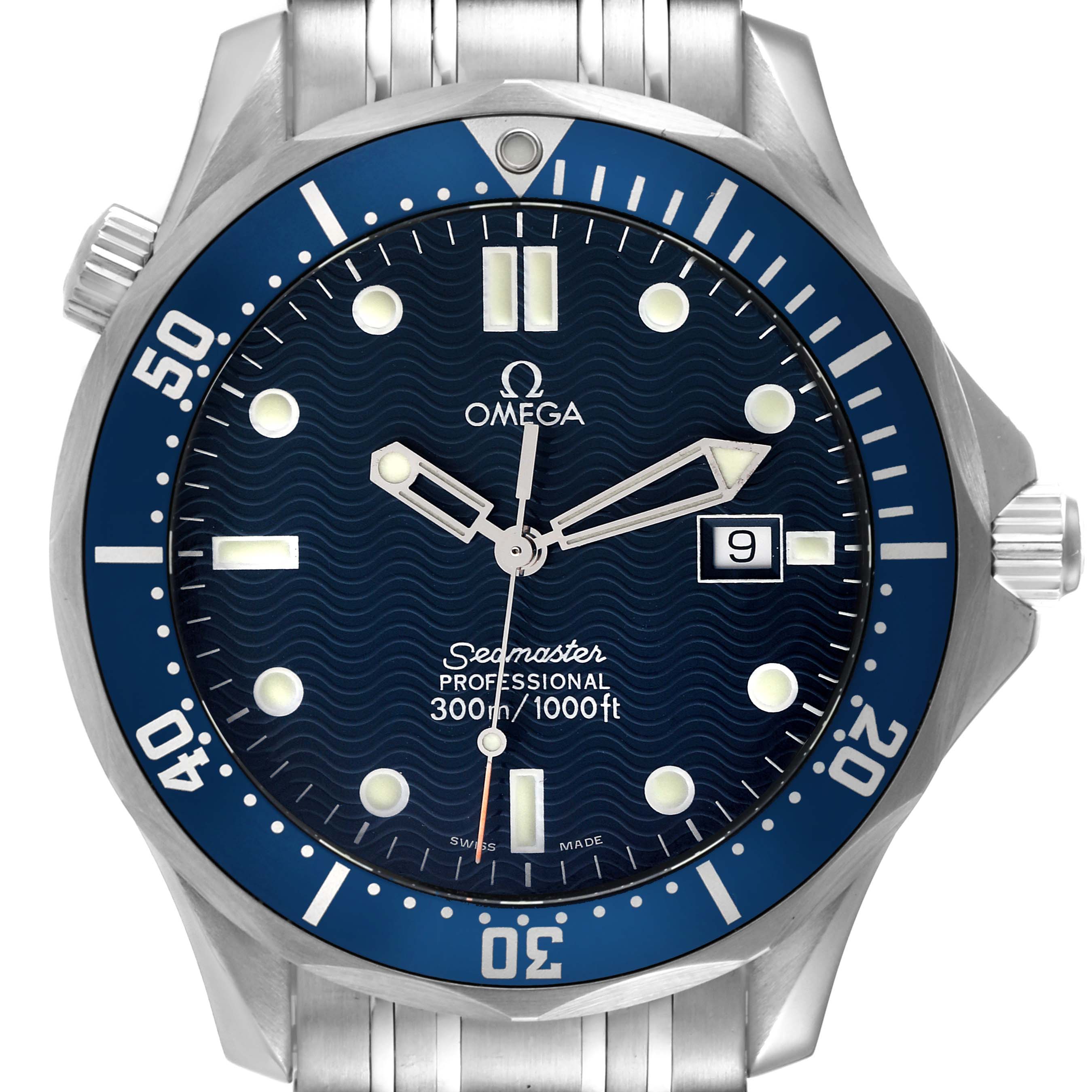 This image shows a front view of the Omega Seamaster 2541.80.00 Men's Stainless Steel  2541.80.00 Men's Stainless Steel  watch, featuring its dial, bezel, hands, and bracelet.