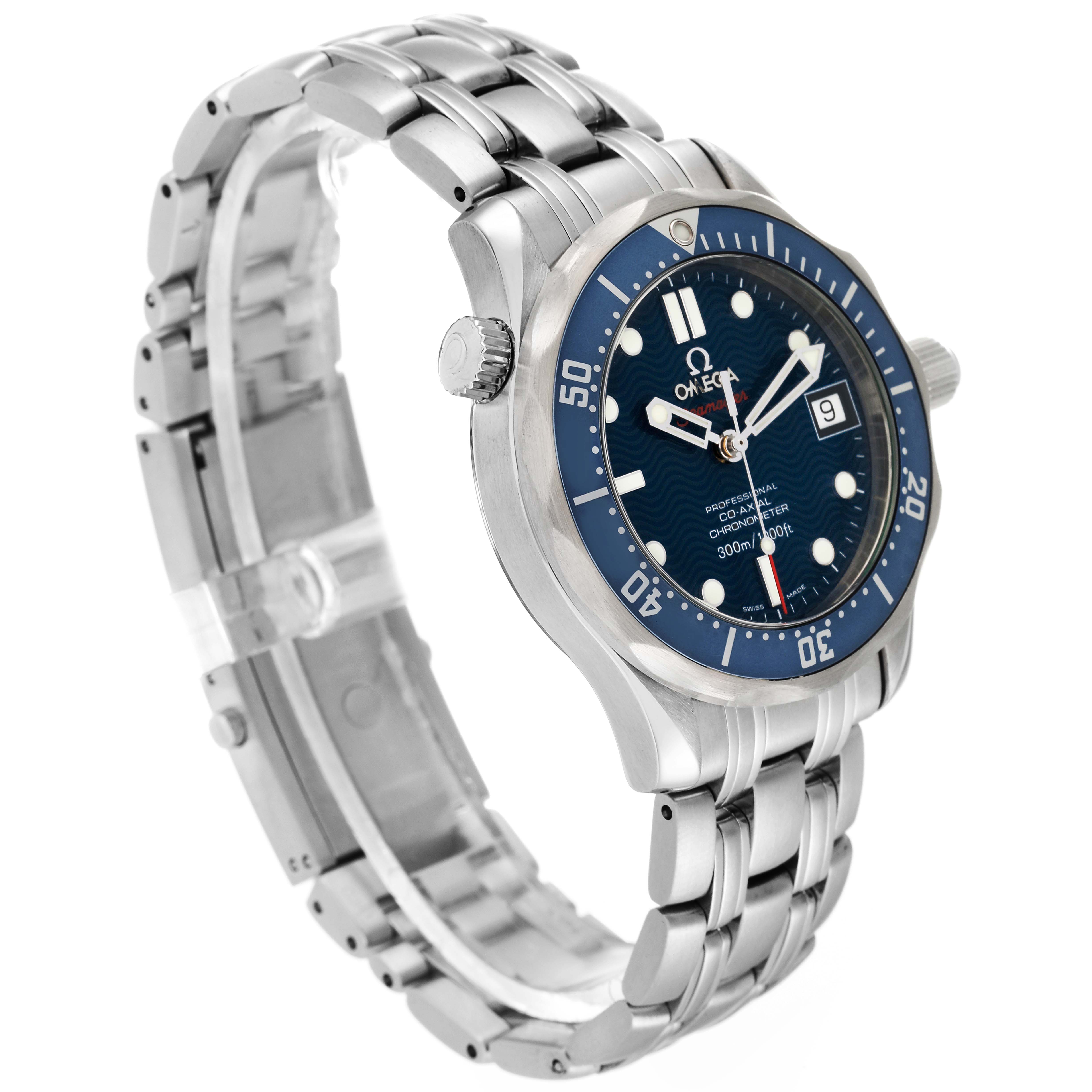 The image shows an angled view of an Omega Seamaster 2222.80.00 Men's Stainless Steel Blue Dial 2222.80.00 Men's Stainless Steel Blue Dial watch, highlighting the bracelet, dial, and bezel.