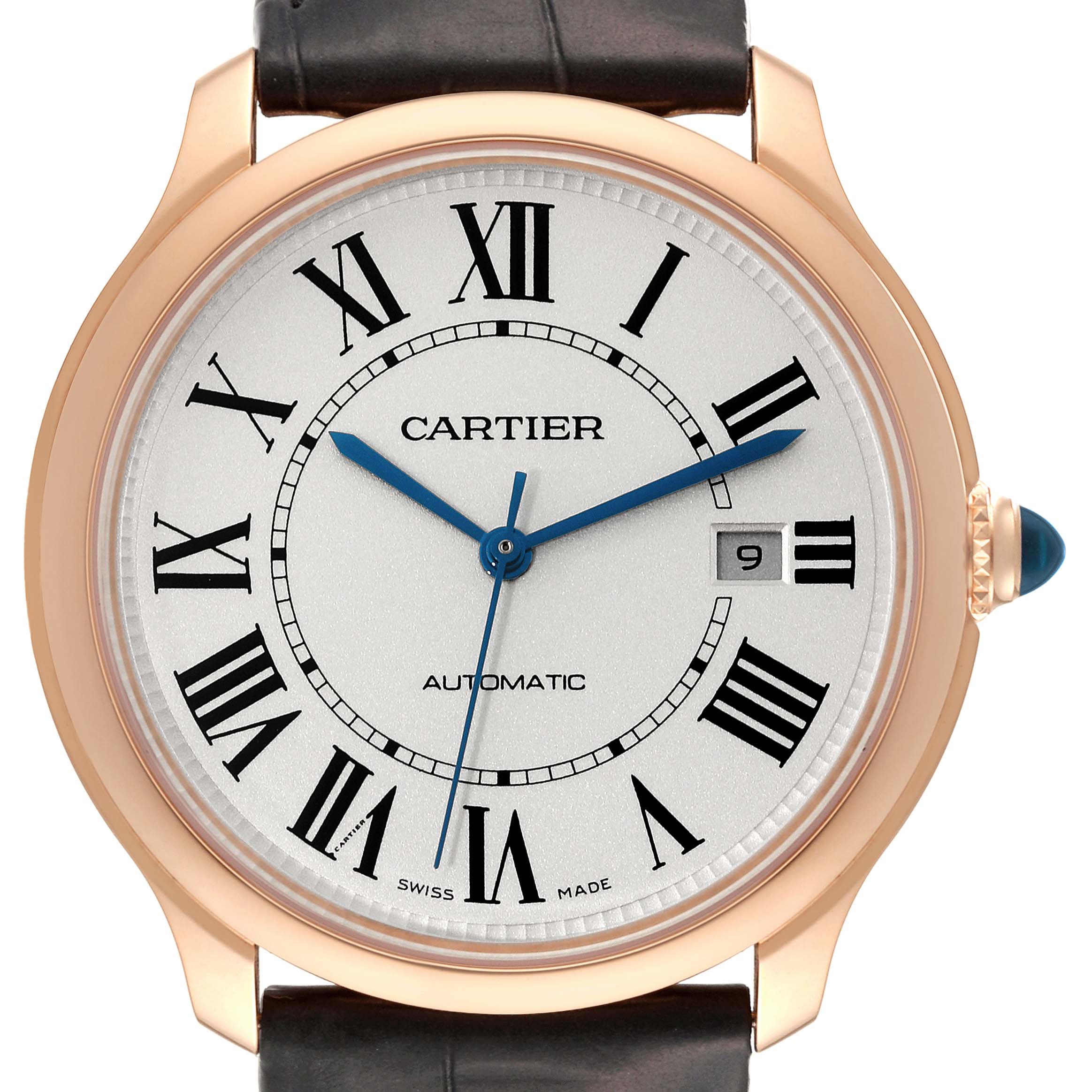 The image shows a front view of a Cartier Ronde WGRN0011 Men
s Rose Gold Silver Dial WGRN0011 Men
s Rose Gold Silver Dial watch, highlighting its dial, Roman numerals, date window, and black leather strap.