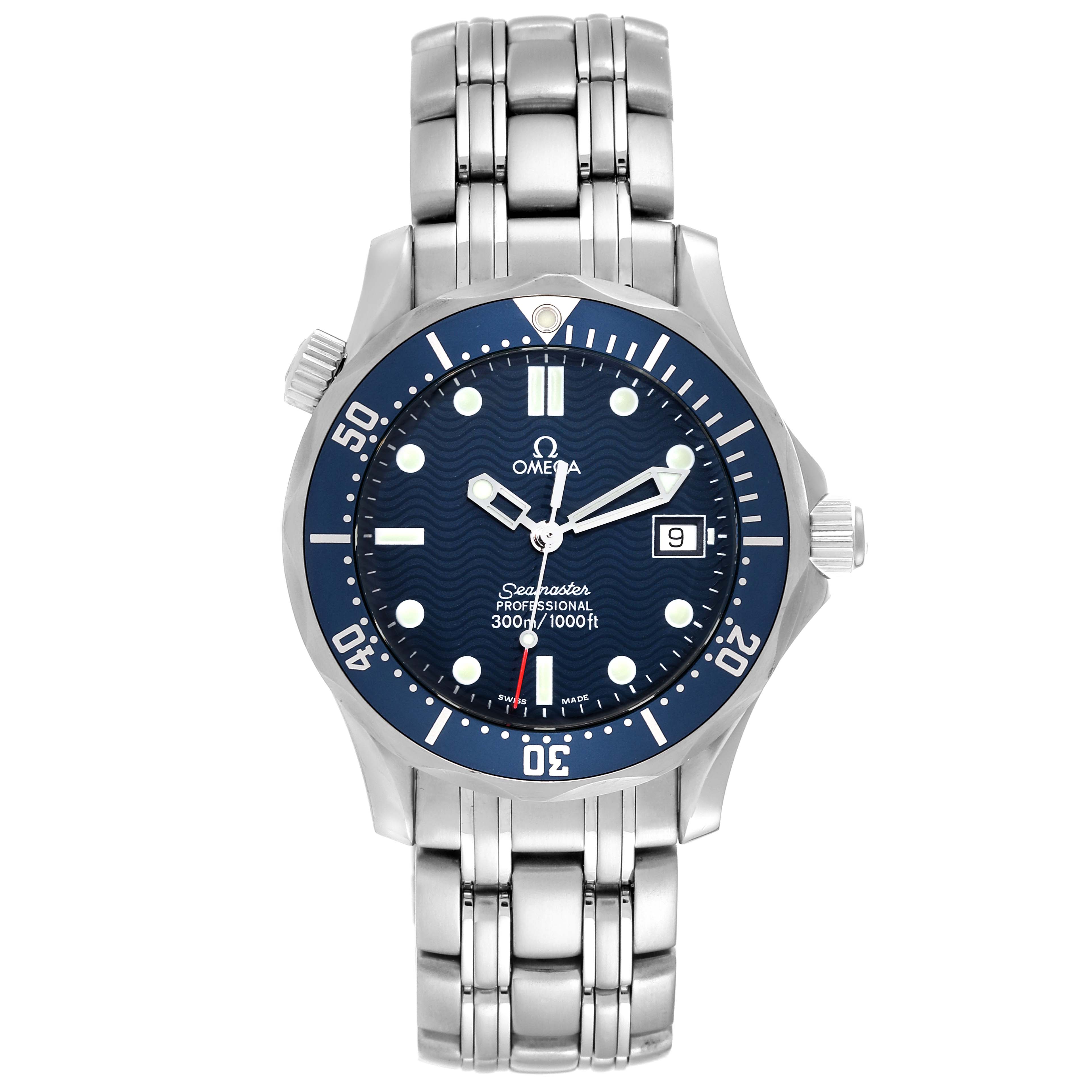 This image shows a front view of the Omega Seamaster 2561.80.00 Men
s Stainless Steel Blue Dial 2561.80.00 Men
s Stainless Steel Blue Dial watch, including its dial, bezel, and stainless steel bracelet.