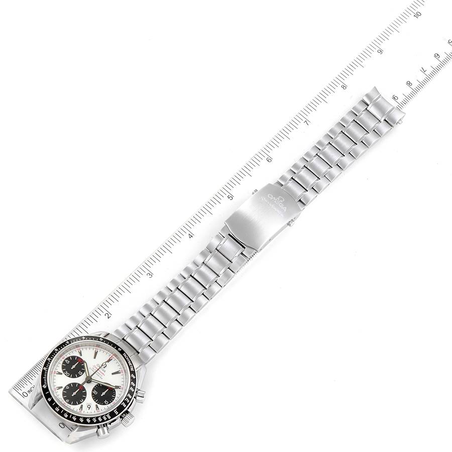 Step recharging dial speedmaster