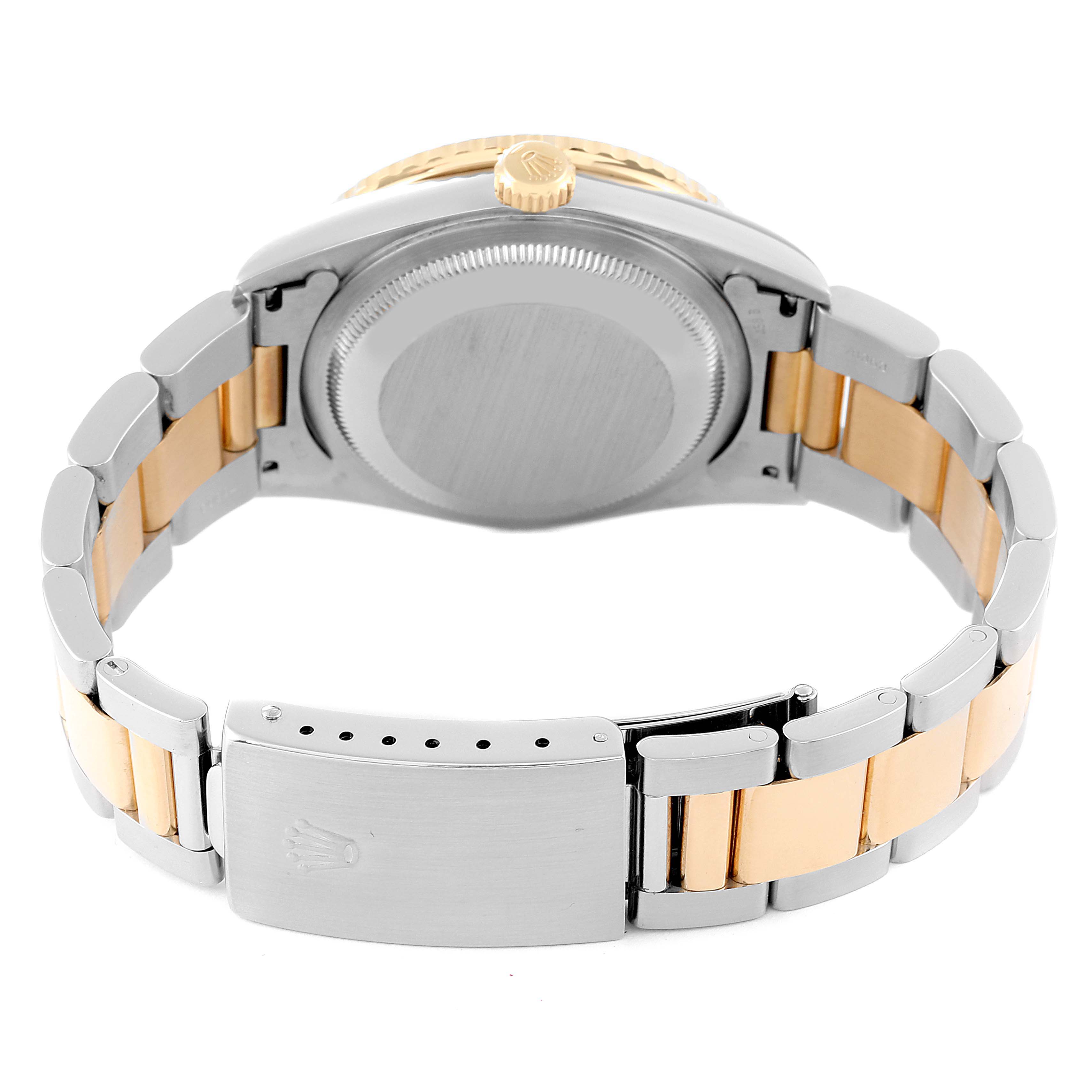 The image shows the back and bracelet of the Rolex Turn-o-Graph 16263 Men
s Steel and Gold (two tone) White Dial 16263 Men
s Steel and Gold (two tone) White Dial watch, highlighting the clasp and links.