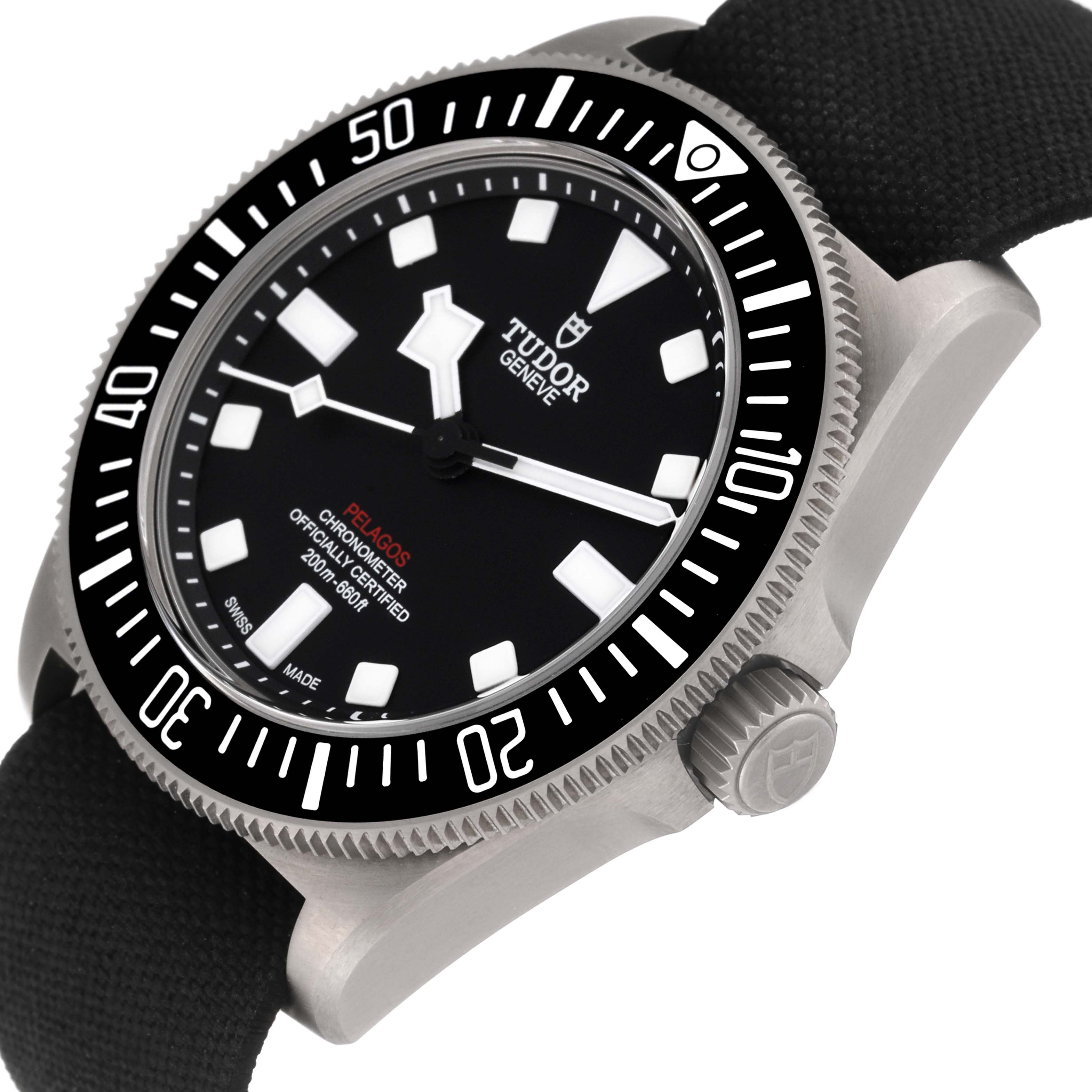 The image shows a tilted angle of the Tudor Pelagos M25717N-0001 Men
s Titanium Black Dial M25717N-0001 Men
s Titanium Black Dial watch, highlighting the bezel, dial, and crown.