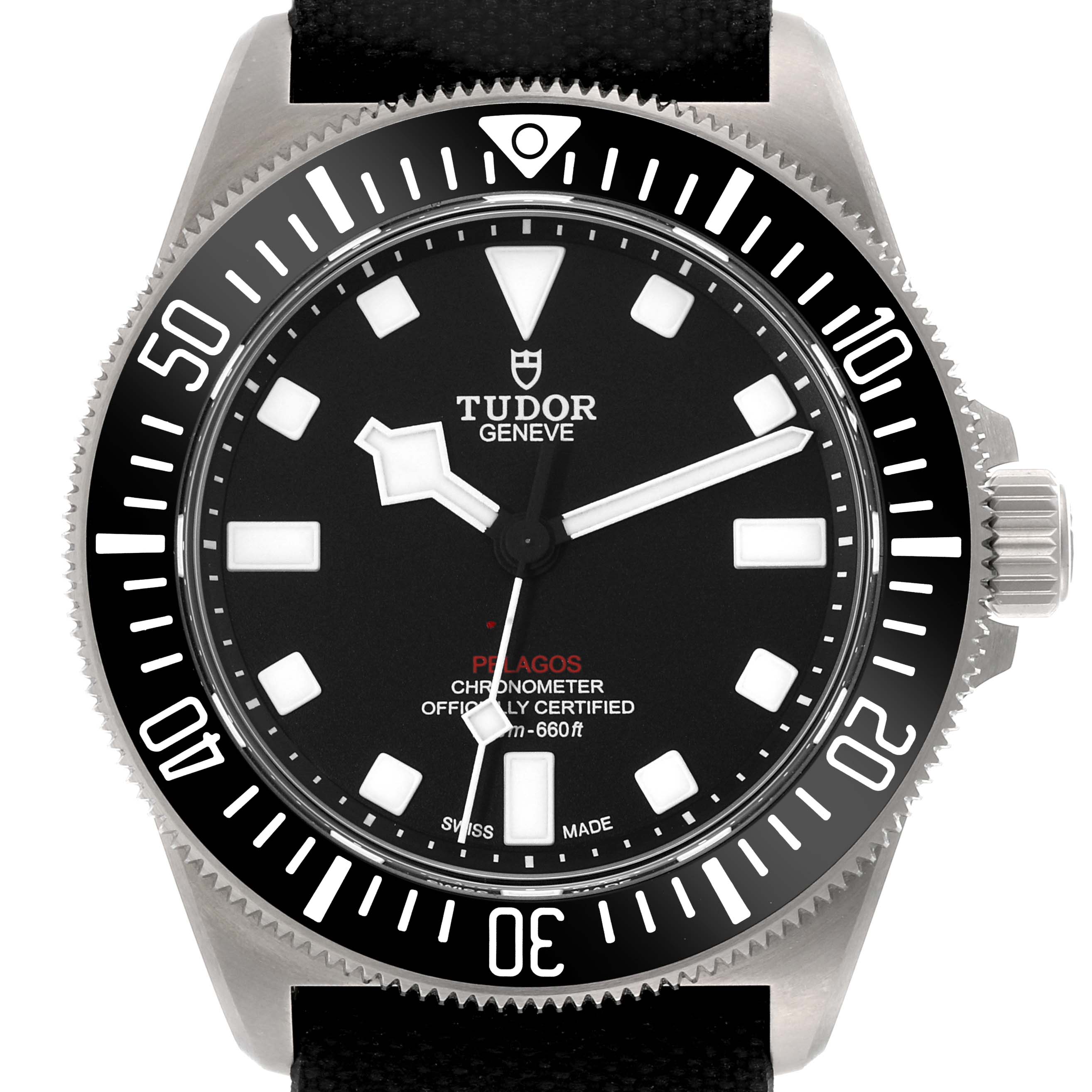 Close-up of the Tudor Pelagos M25717N-0001 Men
s Titanium Black Dial M25717N-0001 Men
s Titanium Black Dial watch face, showcasing the dial, hands, markers, bezel, and crown from the front angle.