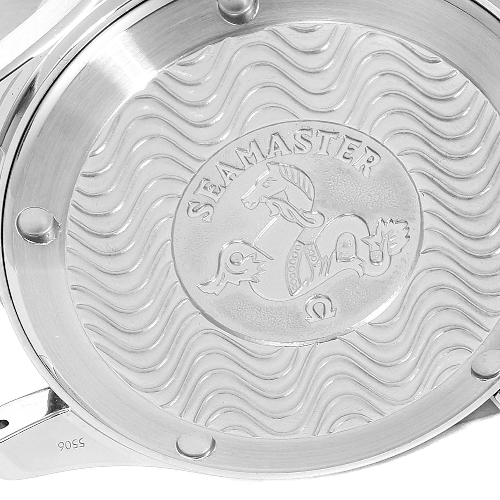 The image shows the engraved case back of the Omega Seamaster 2562.80.00 Men
s Stainless Steel Blue Dial 2562.80.00 Men
s Stainless Steel Blue Dial watch, featuring a hippocampus design and the "Seamaster" inscription.