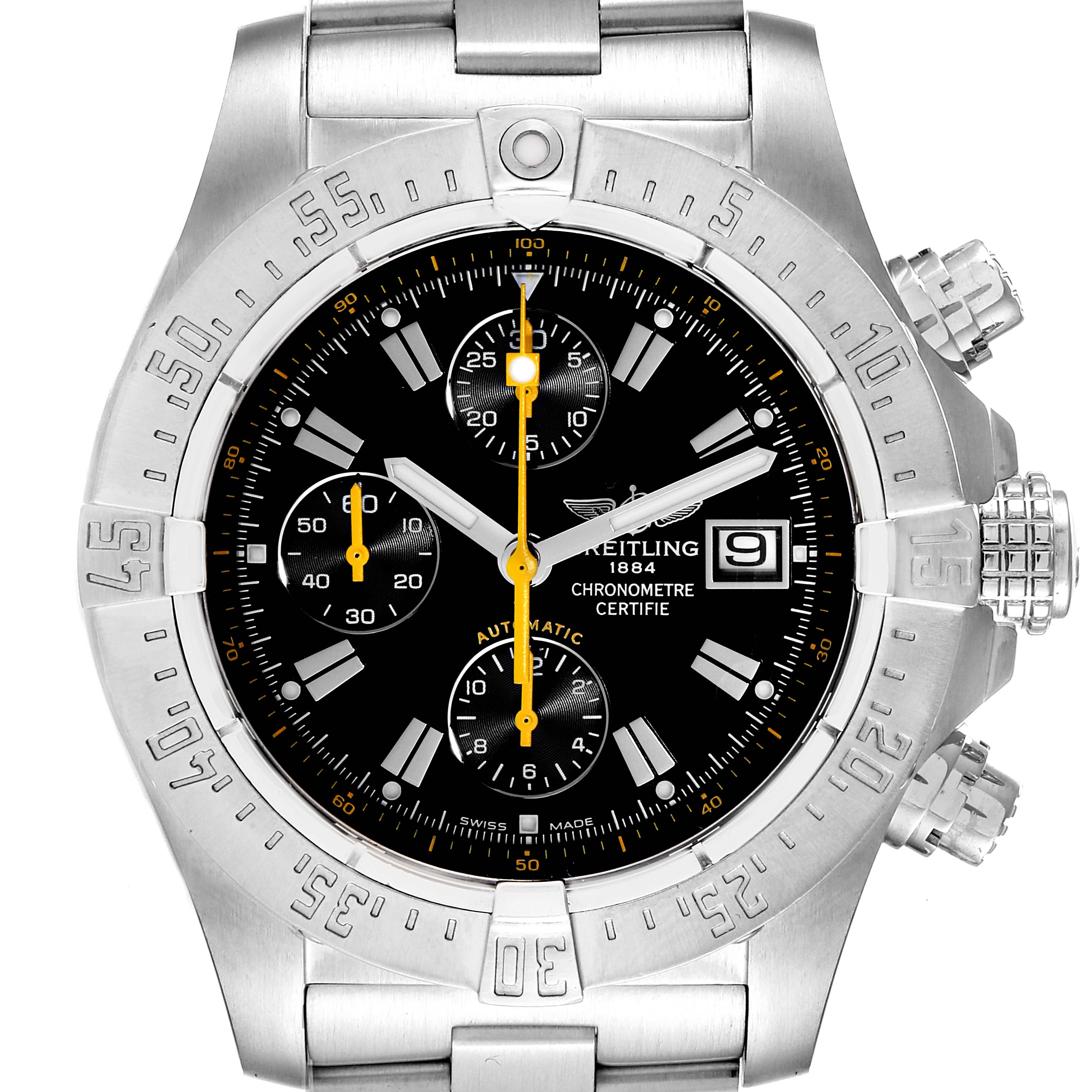 The image shows a frontal view of the Avenger model watch by Breitling, highlighting the dial, bezel, and crown.