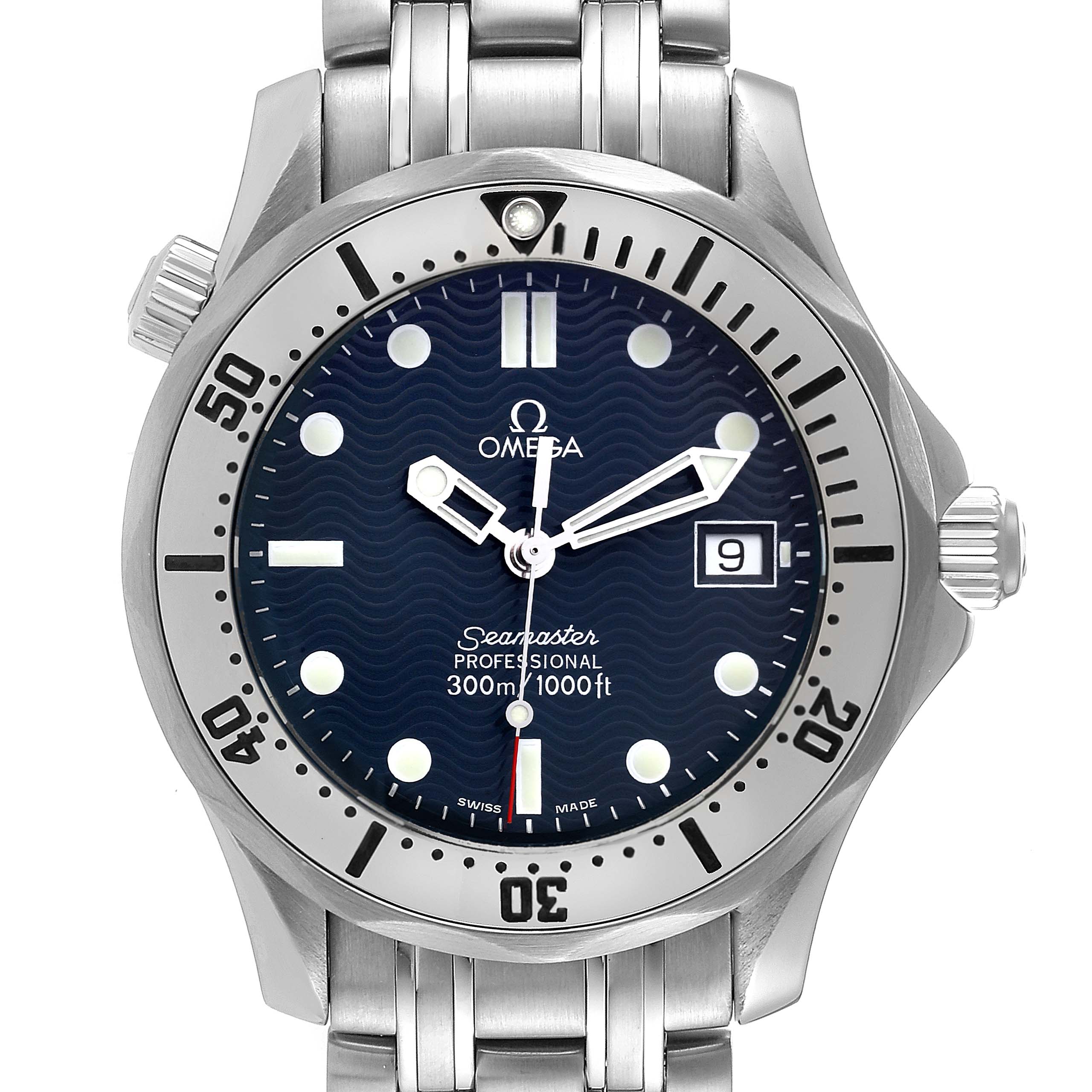 This is a front view of the Omega Seamaster 2562.80.00 Men's Stainless Steel Blue Dial 2562.80.00 Men's Stainless Steel Blue Dial watch showing its face, bezel, and part of the metal bracelet.