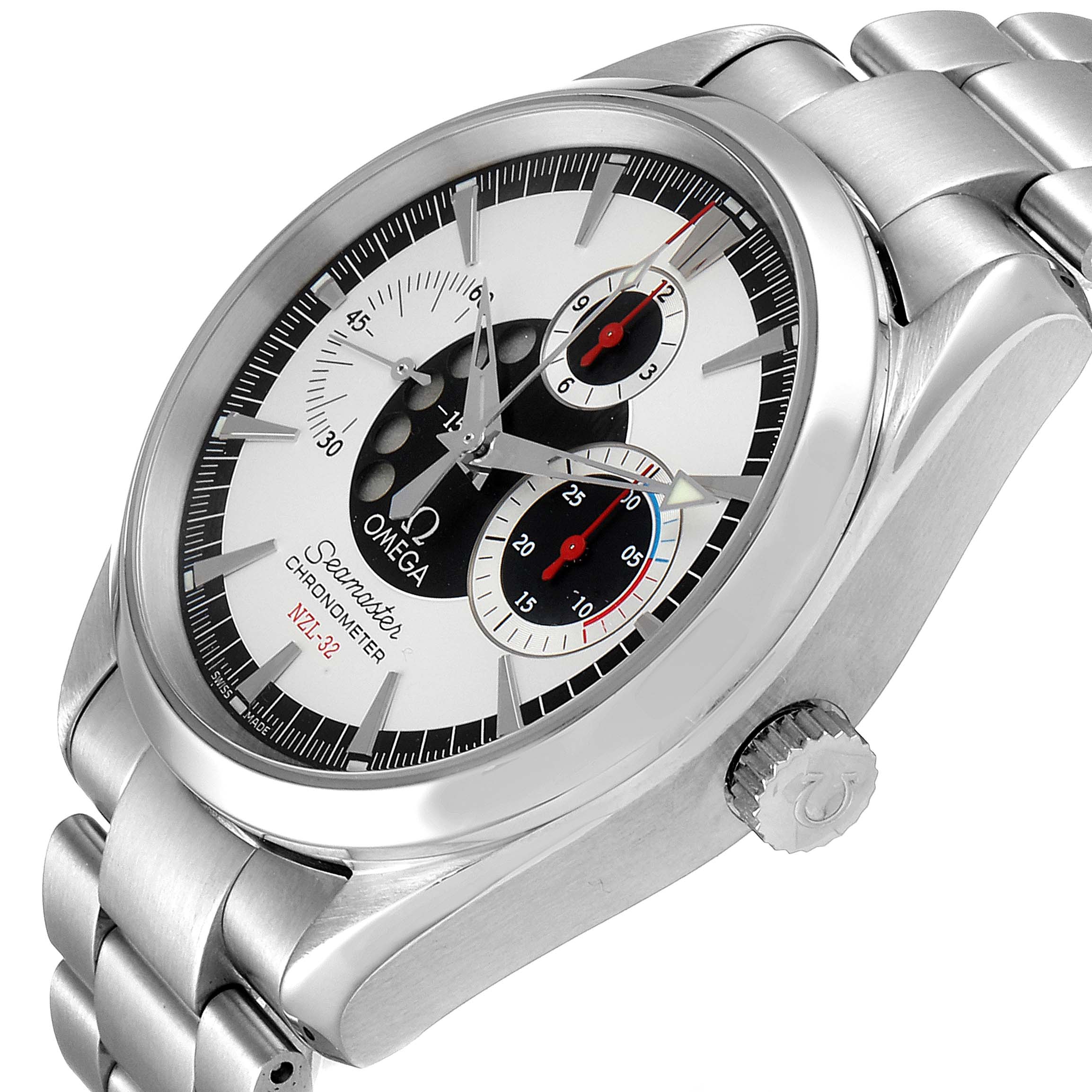 The image shows a side angle of the Omega Aqua Terra 30873 Men
s Stainless Steel Silver Dial 30873 Men
s Stainless Steel Silver Dial watch, displaying its dial, bezel, crown, and bracelet.