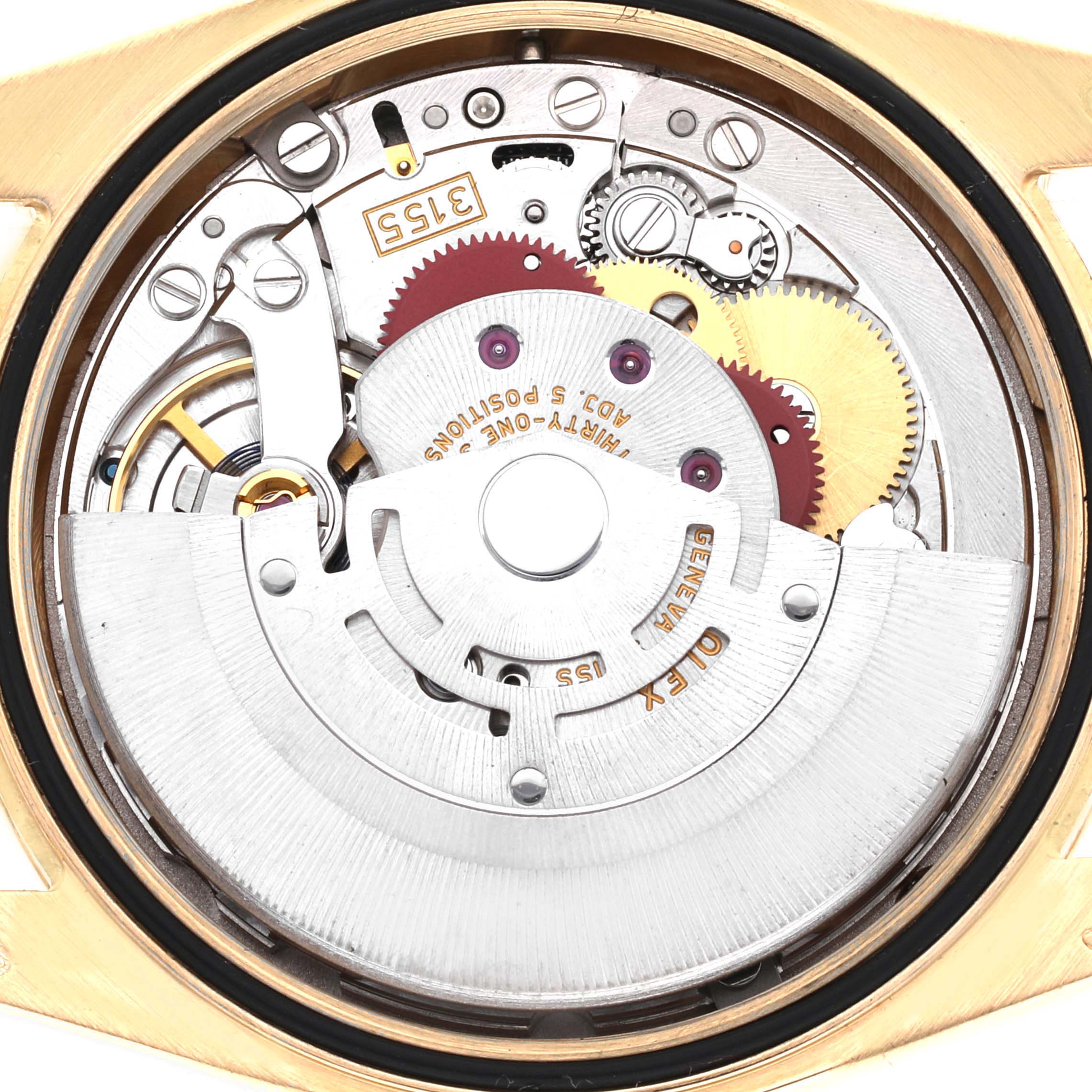 The image shows the inner mechanical movements and gears of a Rolex President 118238 Men
s Yellow Gold Champagne Dial 118238 Men
s Yellow Gold Champagne Dial model watch.