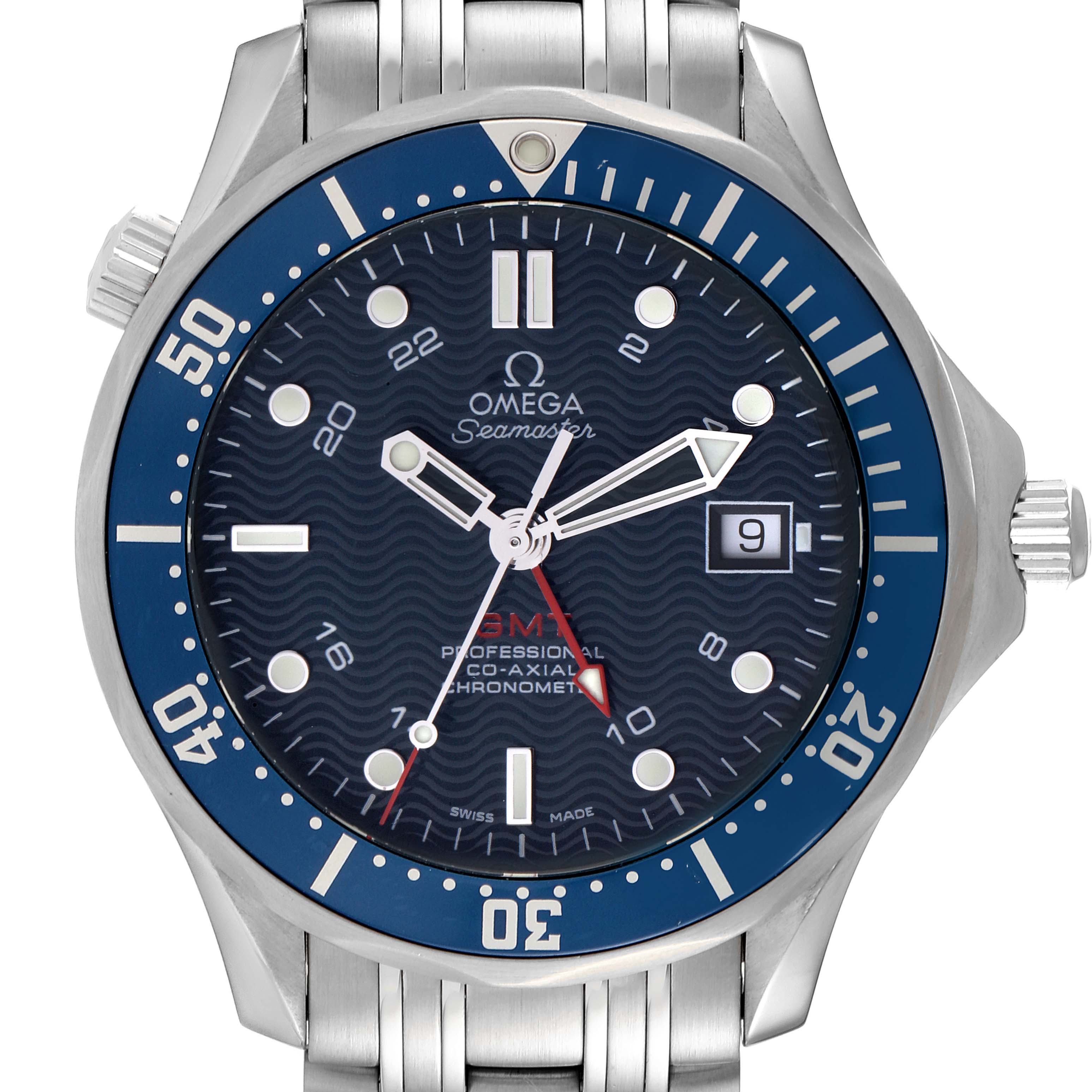 The image shows a close-up view of the Omega Seamaster 2535.80.00 Men's Stainless Steel Blue Dial 2535.80.00 Men's Stainless Steel Blue Dial watch face, bezel, crown, and part of the bracelet.