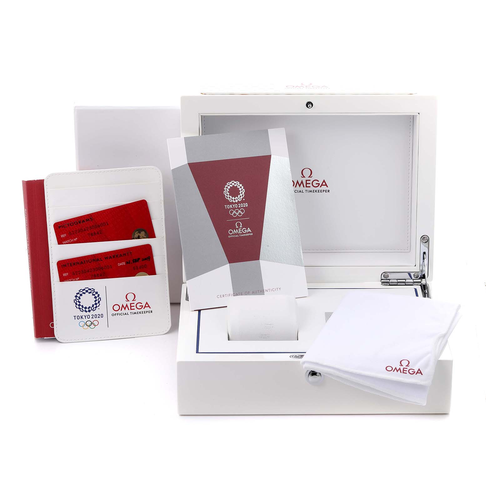 The image shows Omega Speedmaster 522.30.42.30.06.001 Men's Stainless Steel Silver Dial 522.30.42.30.06.001 Men's Stainless Steel Silver Dial packaging with a box, certificates, and an Omega cloth, displayed from the front.