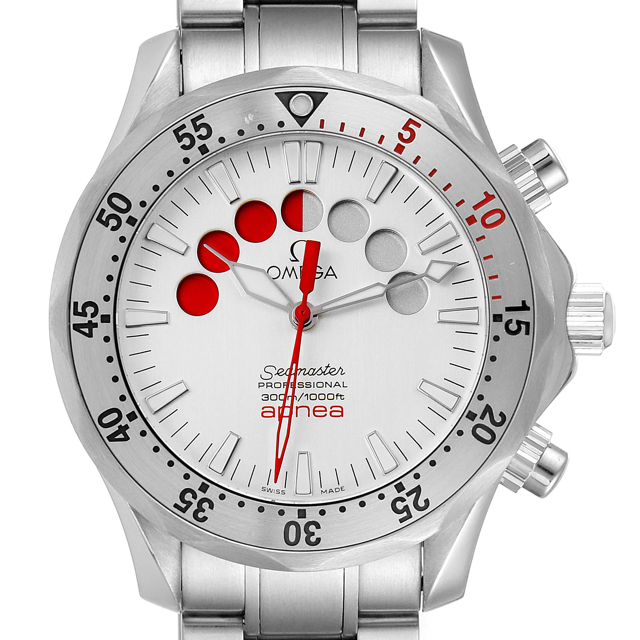 The image shows a frontal view of the Omega Seamaster 2595.30.00 Men
s Stainless Steel Silver Dial 2595.30.00 Men
s Stainless Steel Silver Dial watch, highlighting its dial, bezel, and stainless steel bracelet.