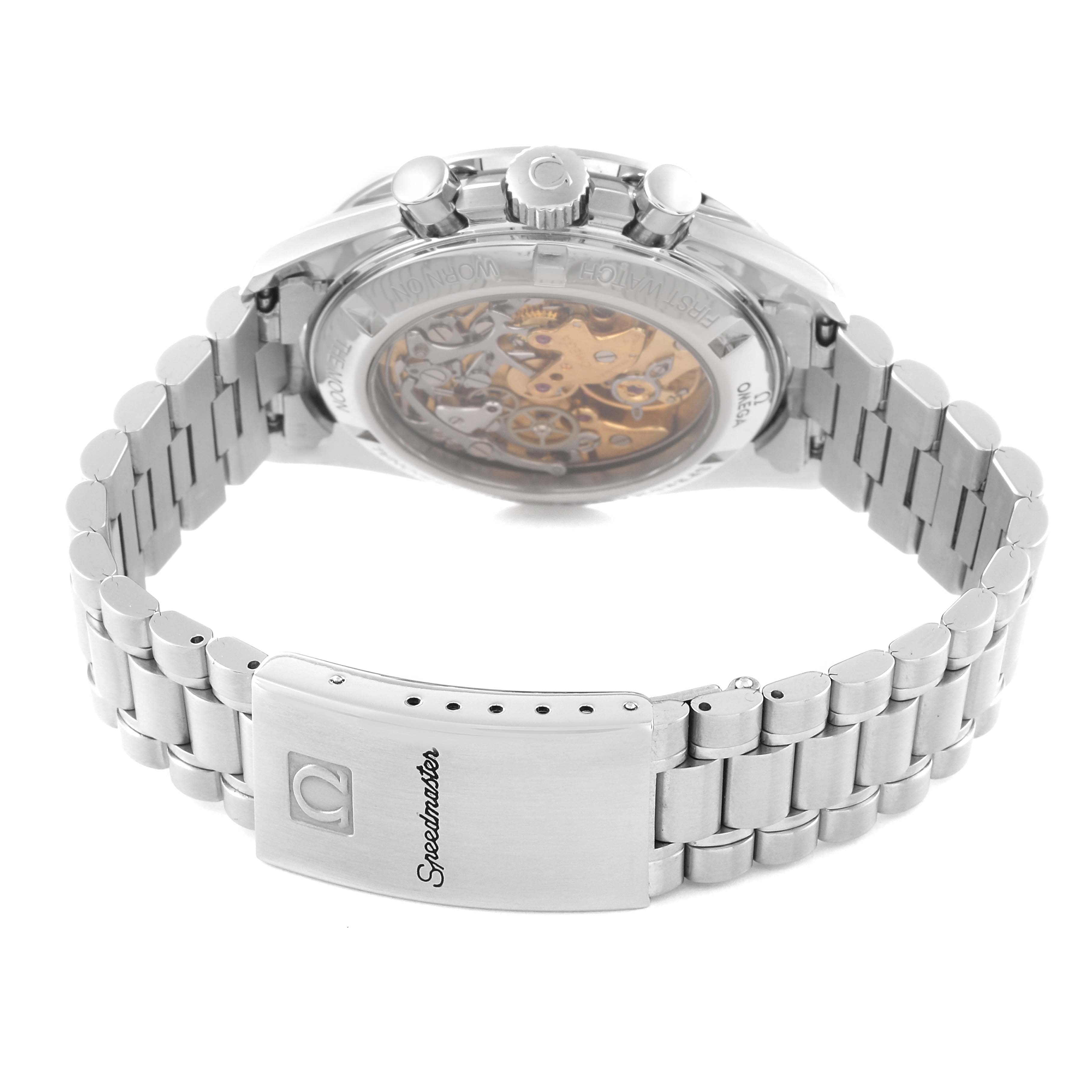 The image shows the back view of an Omega Speedmaster 3592.50.00 Men
s Stainless Steel Black Dial 3592.50.00 Men
s Stainless Steel Black Dial watch, highlighting its metal bracelet and transparent case back.