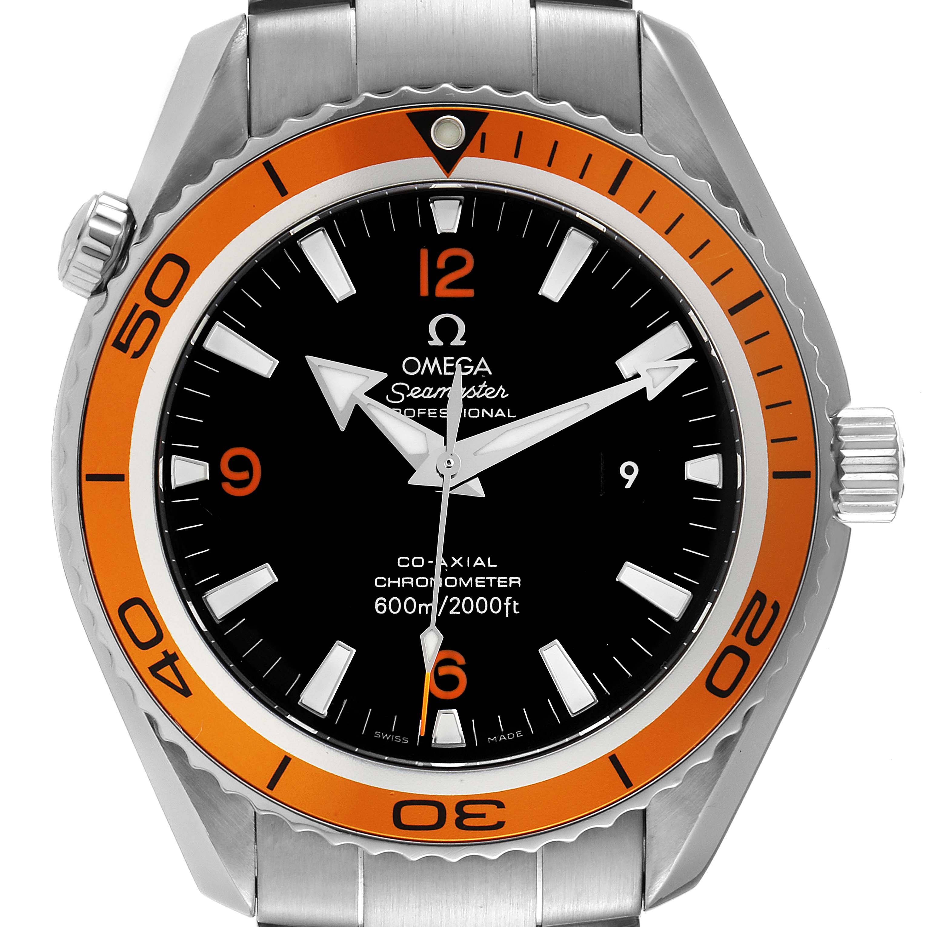 The image shows a front view of the Omega Seamaster Planet Ocean watch featuring its bezel, dial, and crown.