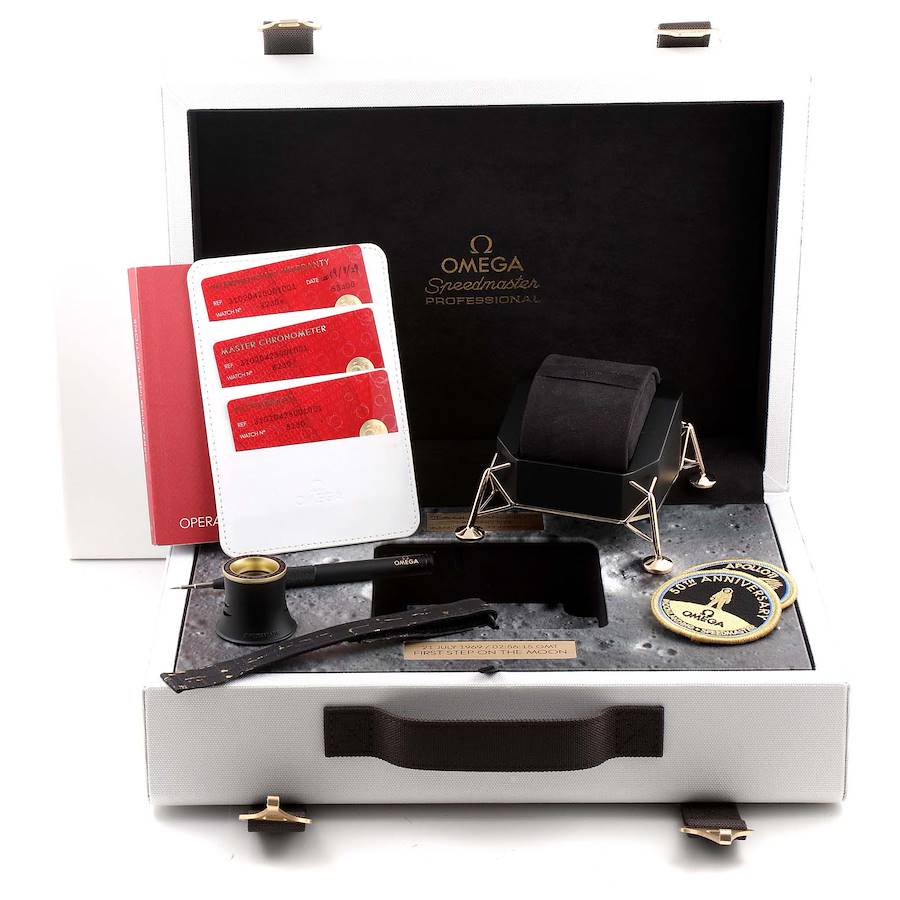 Omega Speedmaster Apollo 11 LE Black 