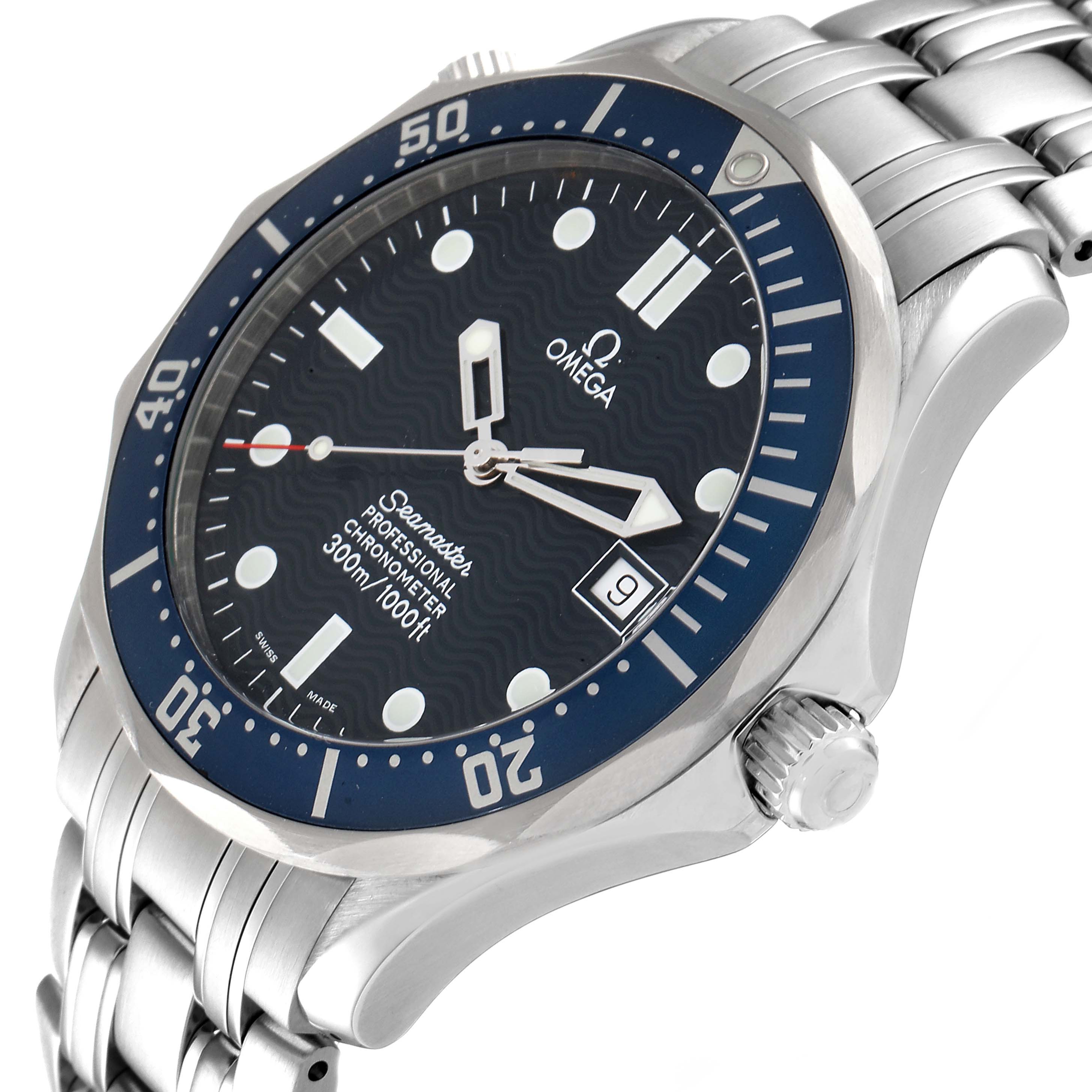 The image shows an angled view of the Omega Seamaster 2531.80.00 Men's Stainless Steel Blue Dial 2531.80.00 Men's Stainless Steel Blue Dial watch, highlighting its dial, bezel, crown, and stainless steel bracelet.