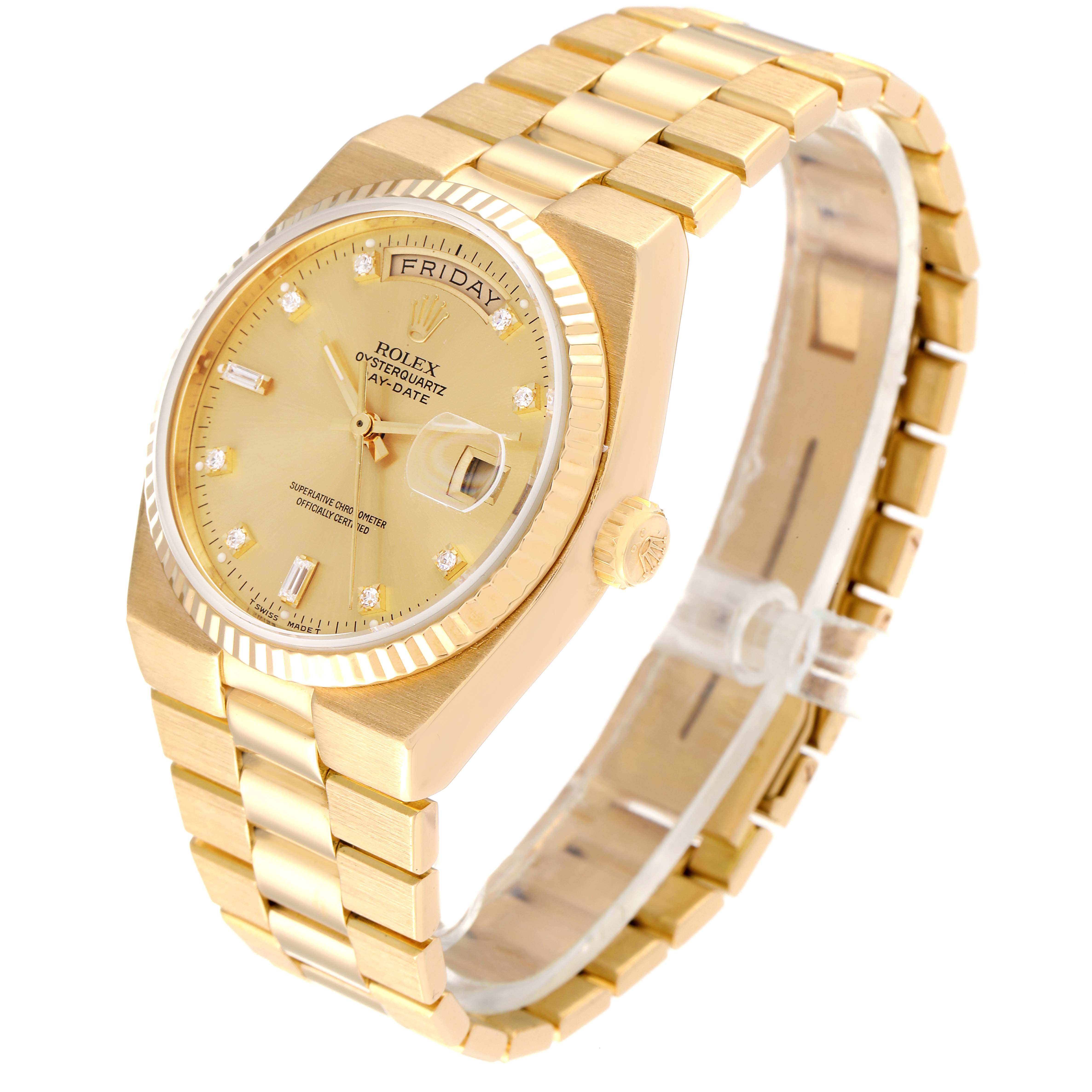 This image shows a Rolex Oysterquartz 19018 Men's Yellow Gold Champagne Dial 19018 Men's Yellow Gold Champagne Dial watch at an angle highlighting its face, bezel, crown, and bracelet.