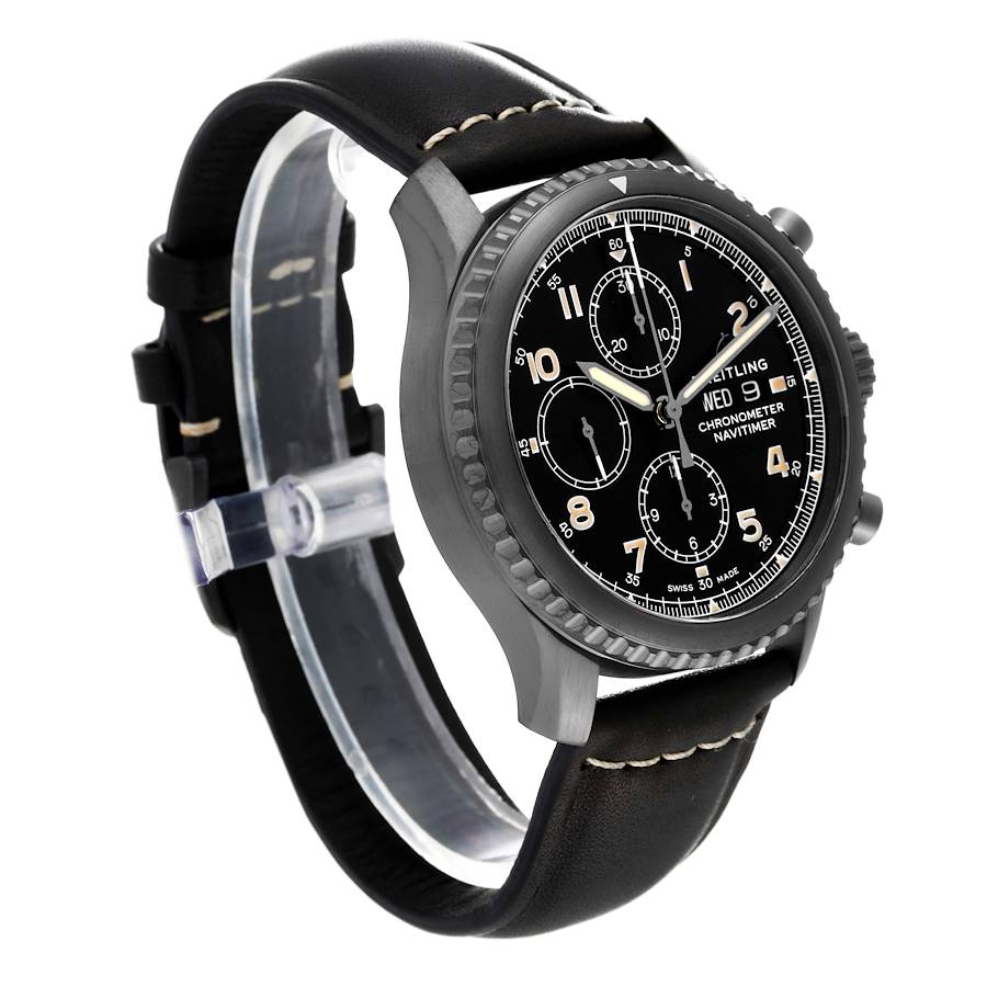 Breitling navitimer 8 on sale chronograph 43 black steel