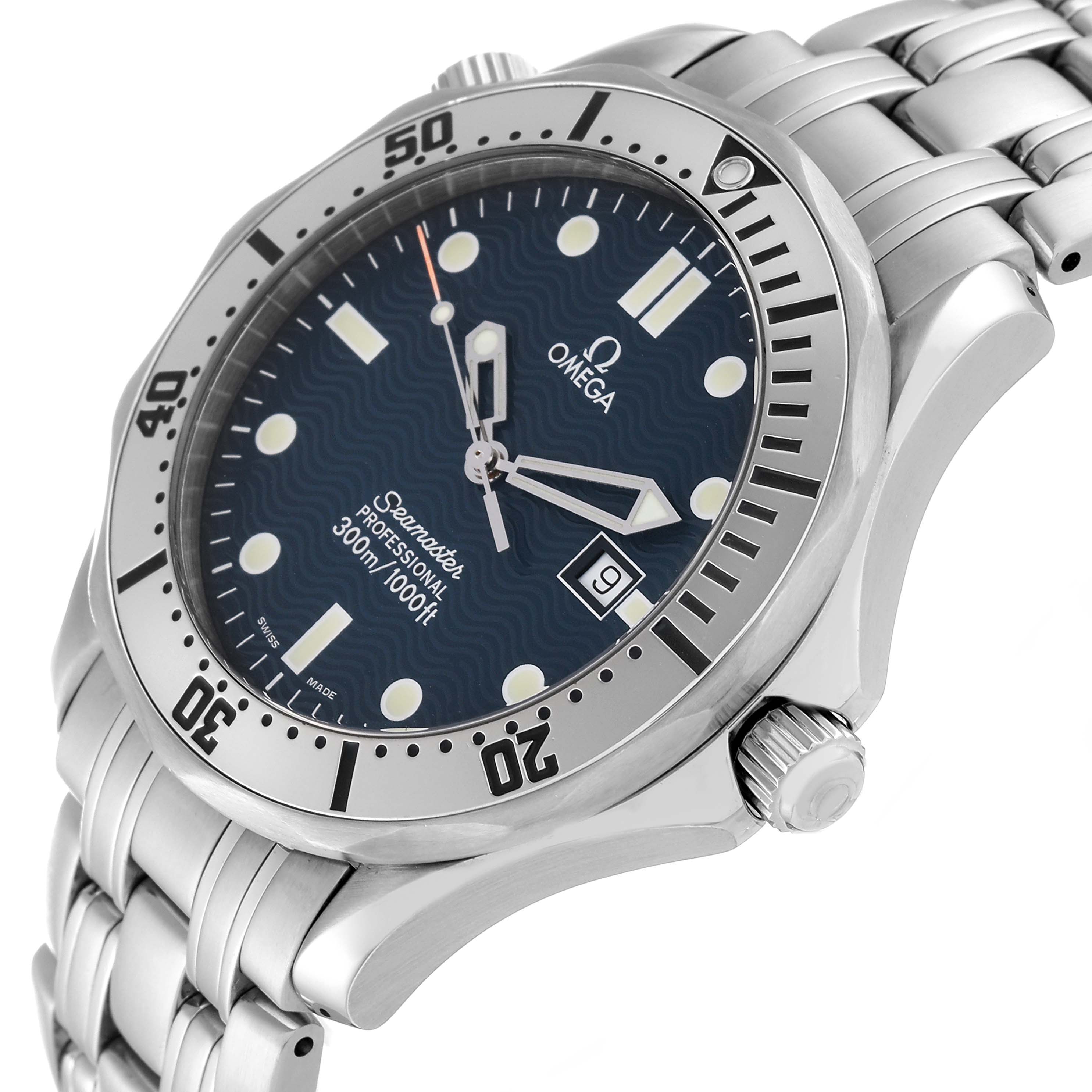 The image shows an Omega Seamaster 2542.80.00 Men
s Stainless Steel Blue Dial 2542.80.00 Men
s Stainless Steel Blue Dial watch from a three-quarter angle, featuring the bezel, dial, and stainless steel bracelet.