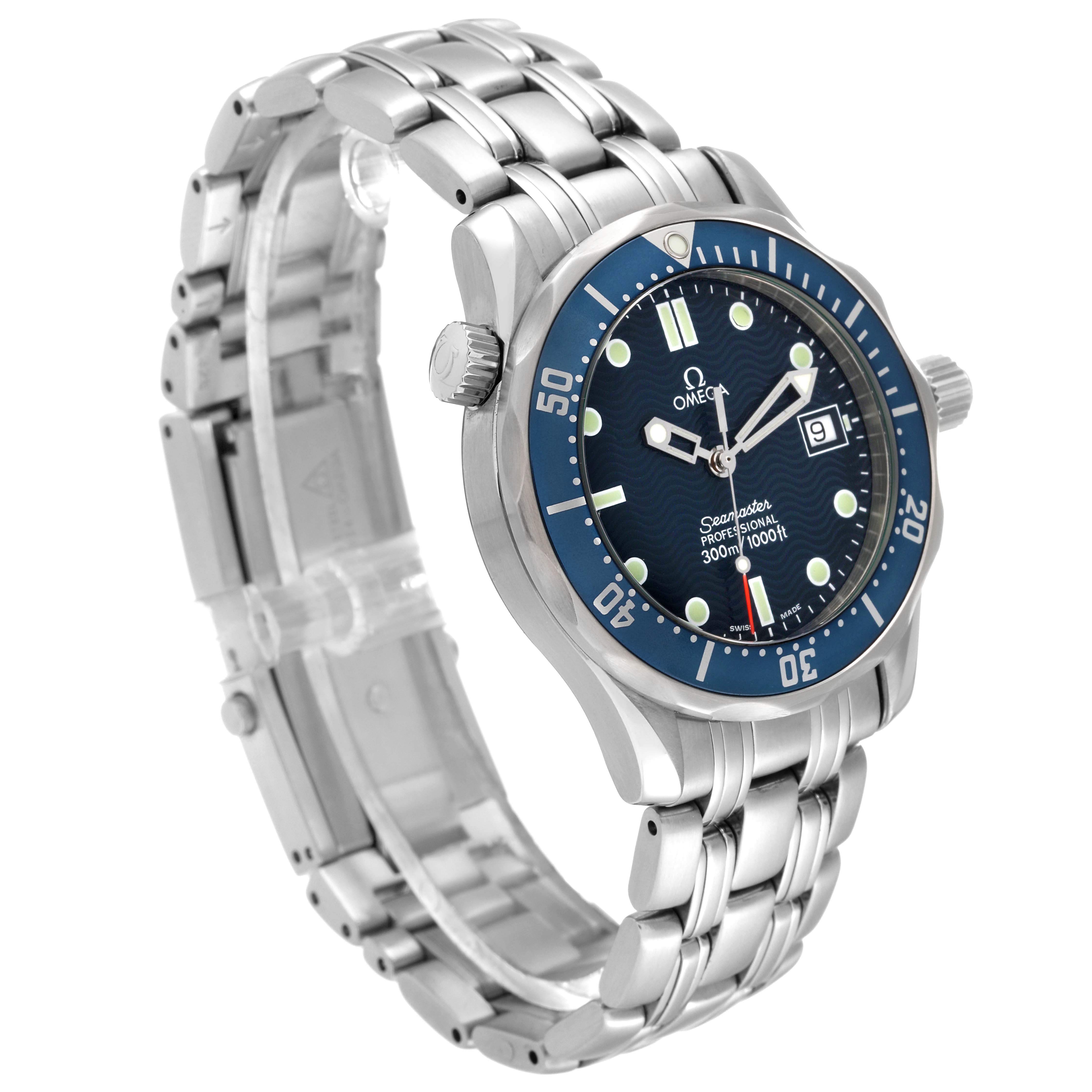 The image shows an Omega Seamaster 2561.80.00 Men
s Stainless Steel Blue Dial 2561.80.00 Men
s Stainless Steel Blue Dial with a stainless steel bracelet and detailed view of its blue dial and bezel at a 3/4 angle.