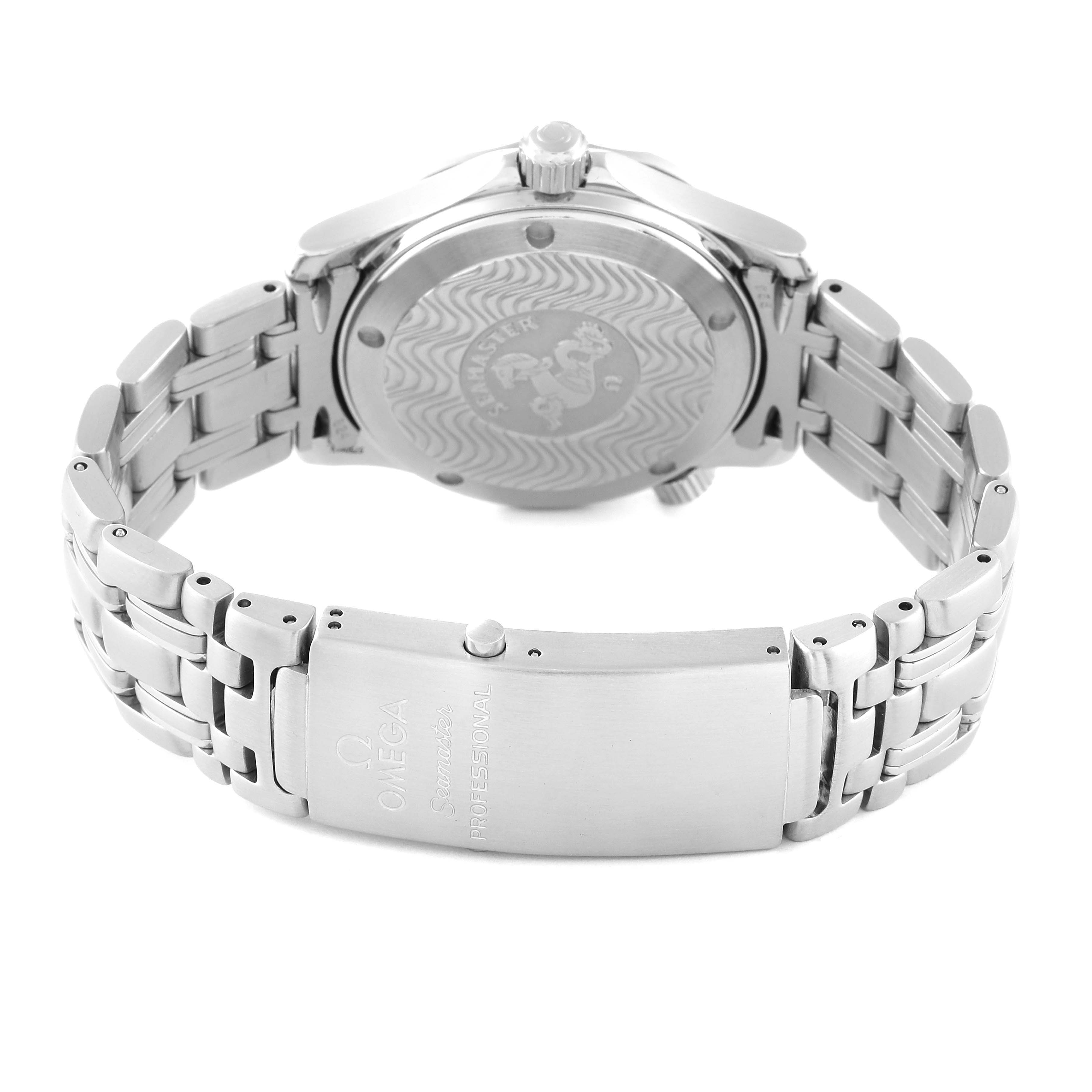 The image shows the back view of the Omega Seamaster 2561.80.00 Men
s Stainless Steel Blue Dial 2561.80.00 Men
s Stainless Steel Blue Dial watch, highlighting the case back and the metal bracelet with the clasp.