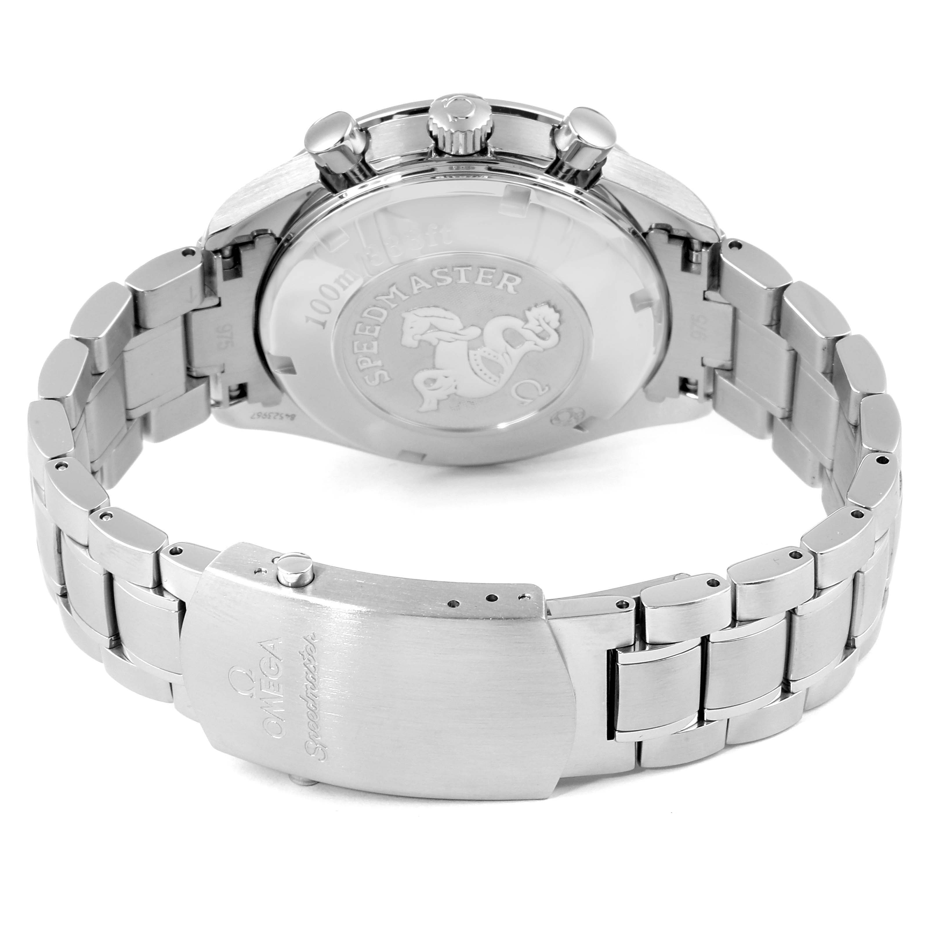 The image shows the back and bracelet of an Omega Speedmaster 3211.31.00 Men
s Stainless Steel Silver Dial 3211.31.00 Men
s Stainless Steel Silver Dial watch, highlighting the clasp, case back, and pushers.