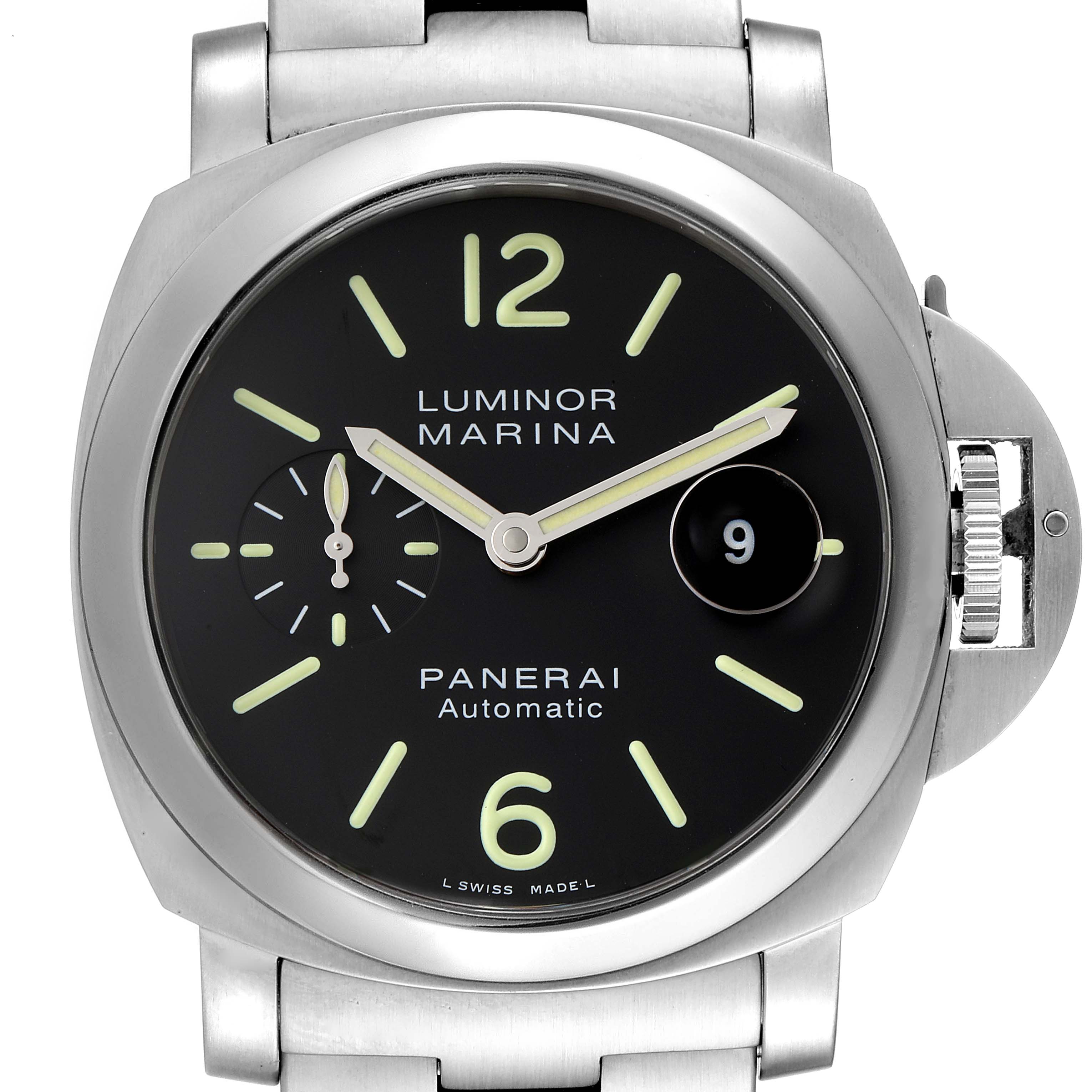 This image shows the front view of a Panerai Luminor PAM00299 Men
s Stainless Steel Black Dial PAM00299 Men
s Stainless Steel Black Dial model watch, highlighting the dial, date window, and stainless steel bracelet.