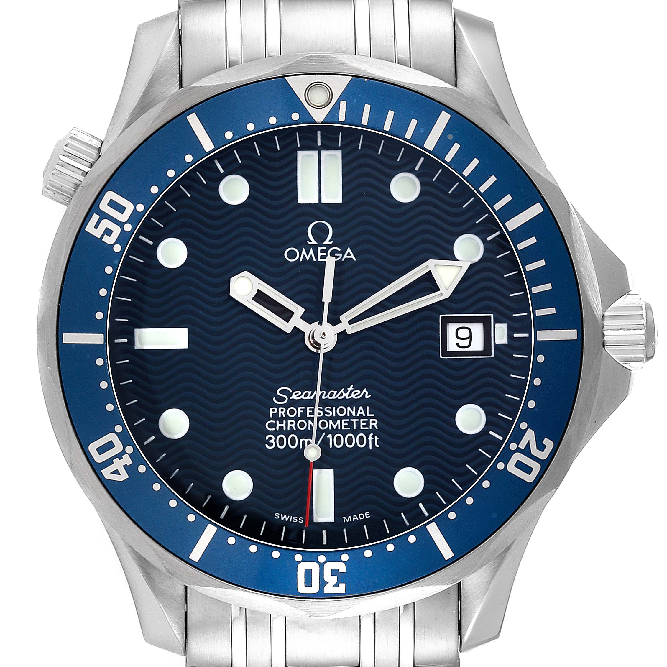 This image shows a front view of the Omega Seamaster 2531.80.00 Men
s Stainless Steel Blue Dial 2531.80.00 Men
s Stainless Steel Blue Dial watch, displaying its dial, bezel, hands, and part of the bracelet.