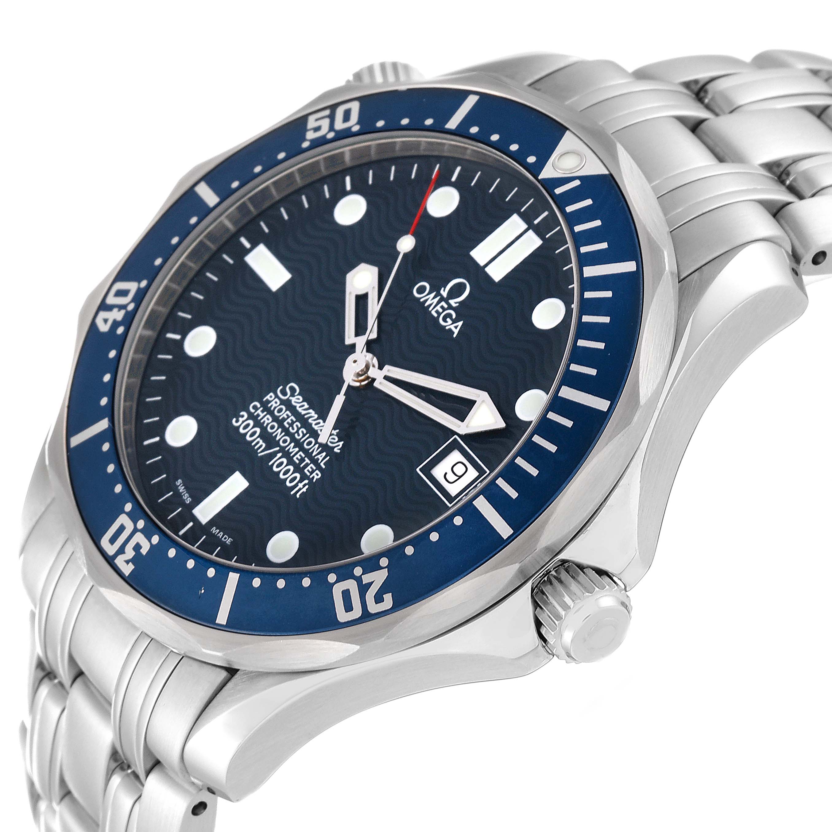 The image shows an angled view of the Omega Seamaster 2531.80.00 Men
s Stainless Steel Blue Dial 2531.80.00 Men
s Stainless Steel Blue Dial watch, highlighting its face, bracelet, crown, and bezel.