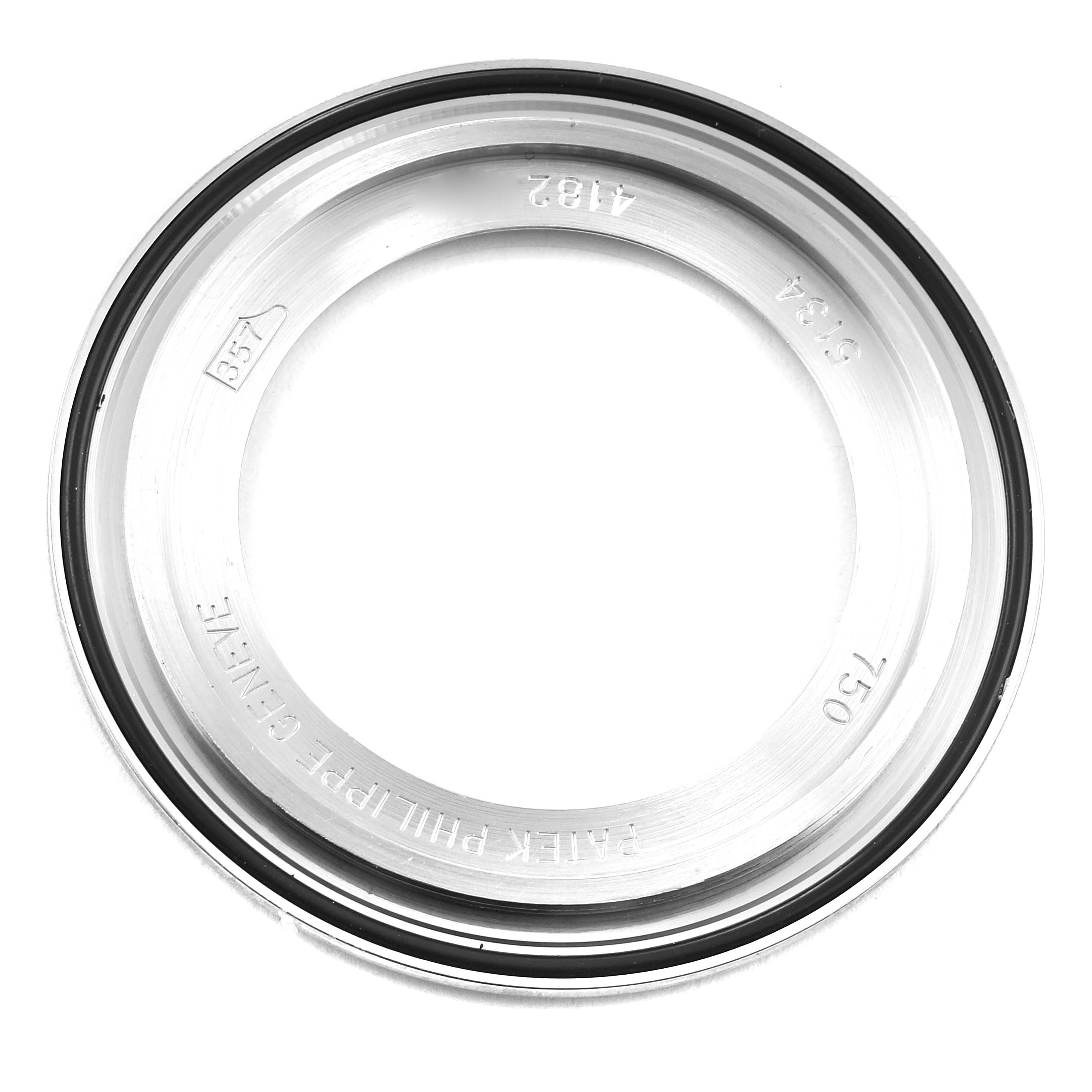 This image shows the back case gasket for a Patek Philippe Calatrava 5134G Men
s White Gold White Dial 5134G Men
s White Gold White Dial watch, viewed from above.