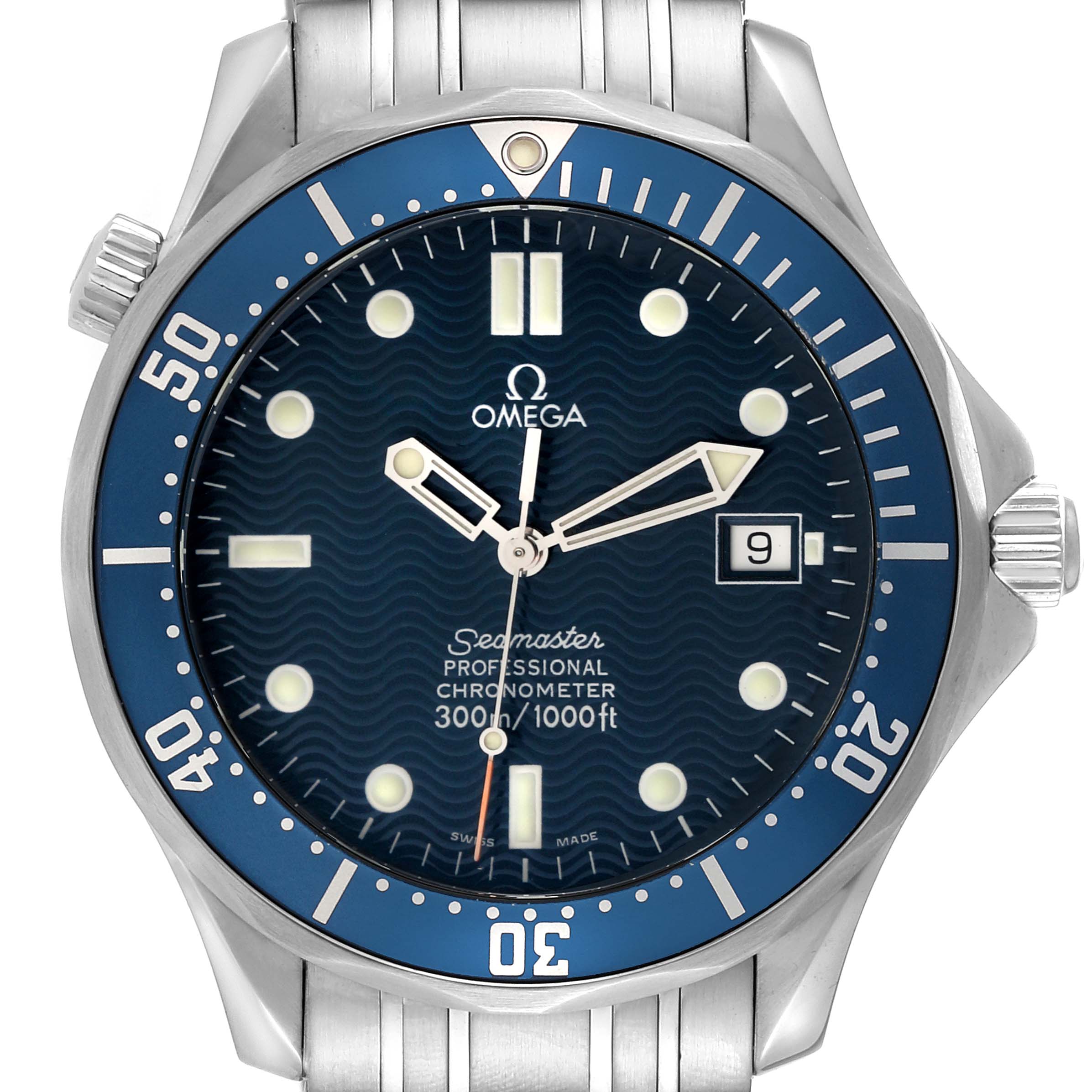The image shows a front view of an Omega Seamaster 2531.80.00 Men
s Stainless Steel Blue Dial 2531.80.00 Men
s Stainless Steel Blue Dial watch, highlighting its dial, hands, bezel, and part of the metal bracelet.