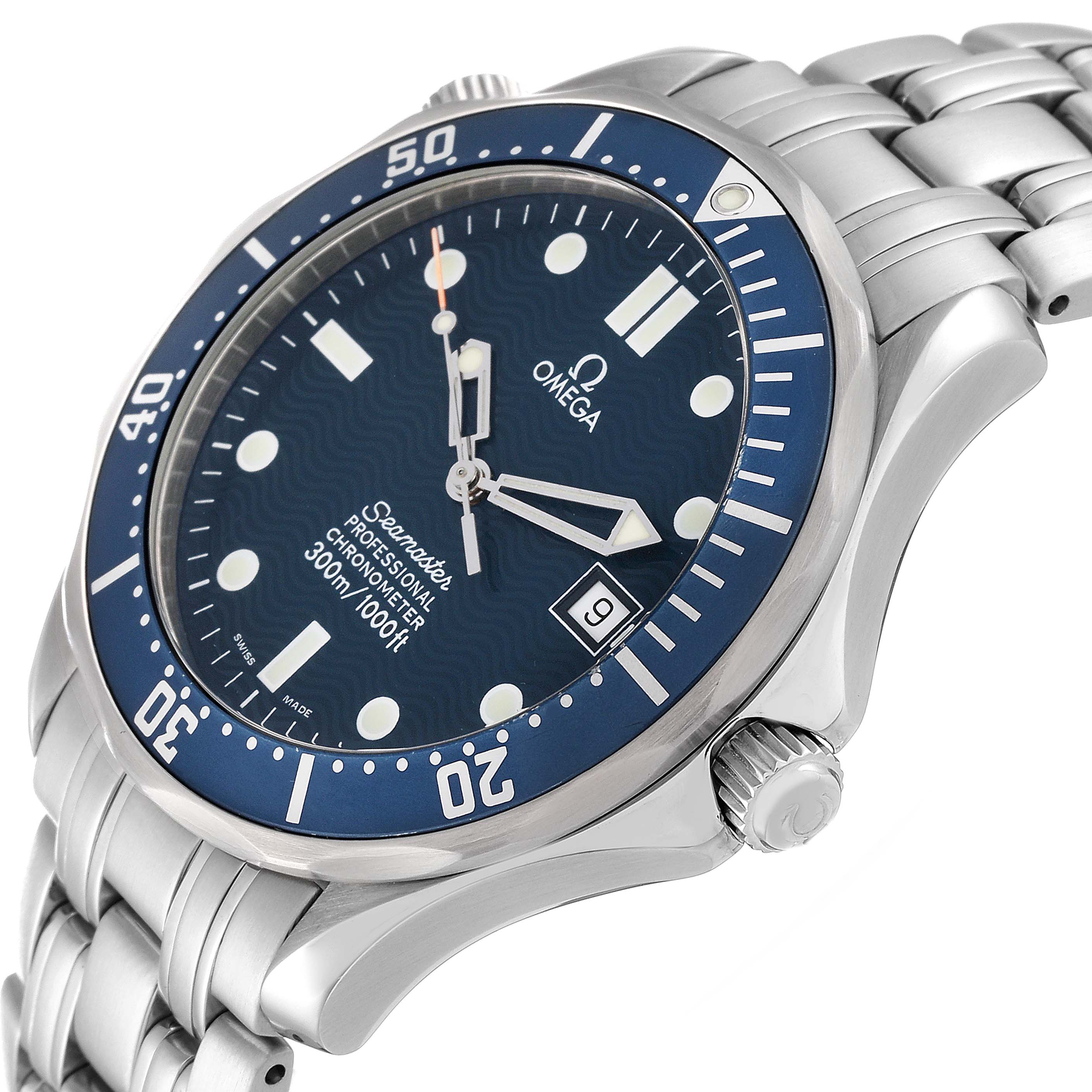 The image shows a side view of the Omega Seamaster 2531.80.00 Men
s Stainless Steel Blue Dial 2531.80.00 Men
s Stainless Steel Blue Dial watch, highlighting its blue dial, bezel, and stainless steel bracelet.