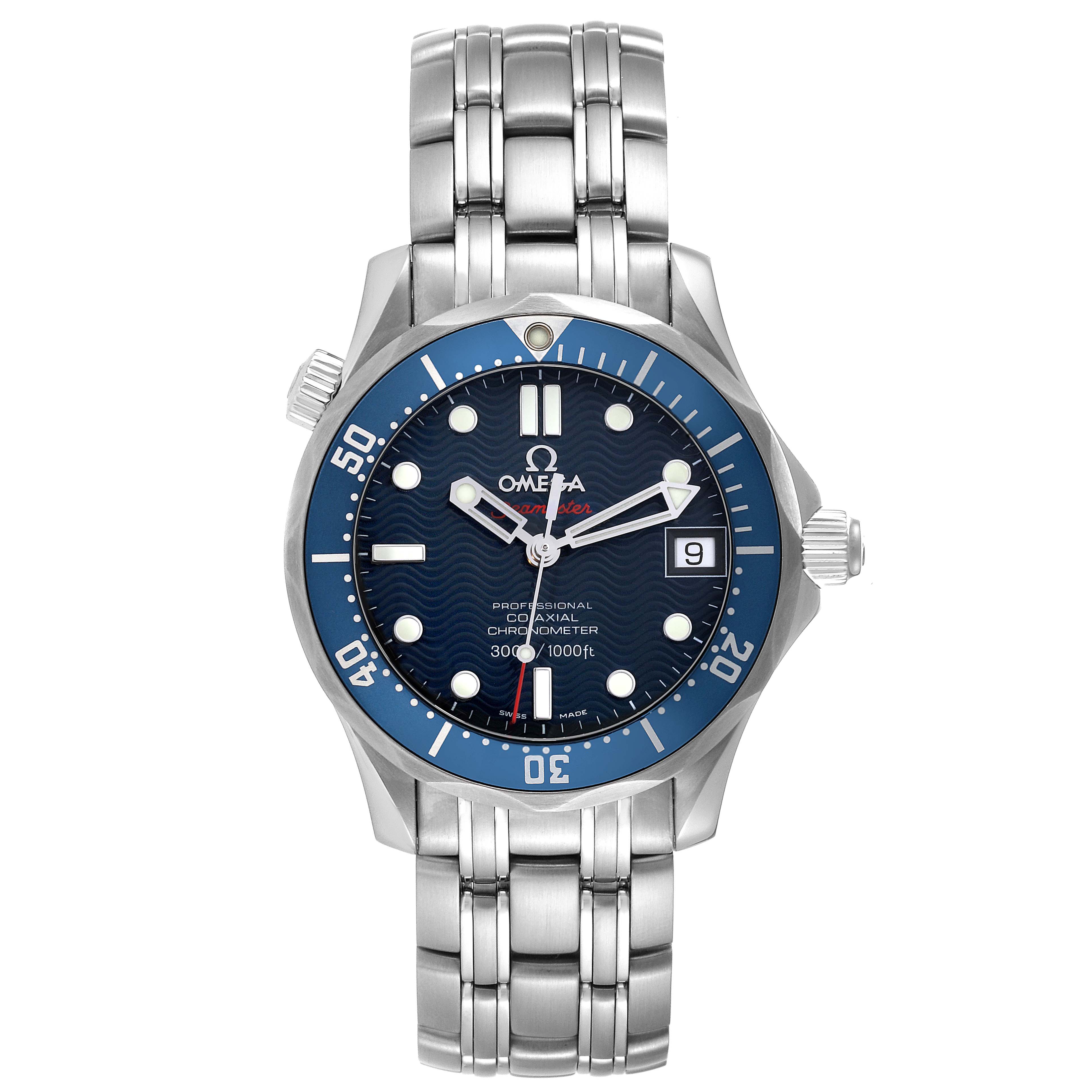 This image shows an Omega Seamaster 2222.80.00 Men
s Stainless Steel Blue Dial 2222.80.00 Men
s Stainless Steel Blue Dial watch from a front view, highlighting the face, bezel, and stainless steel bracelet.