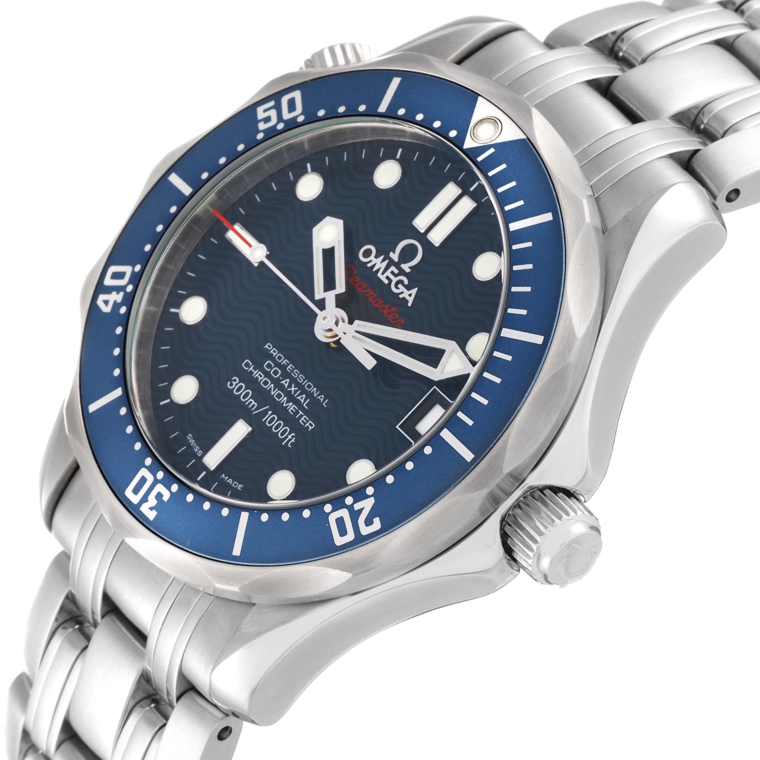 The image shows an angled view of the Omega Seamaster 2222.80.00 Men
s Stainless Steel Blue Dial 2222.80.00 Men
s Stainless Steel Blue Dial watch, displaying its face, bezel, crown, and part of the bracelet.