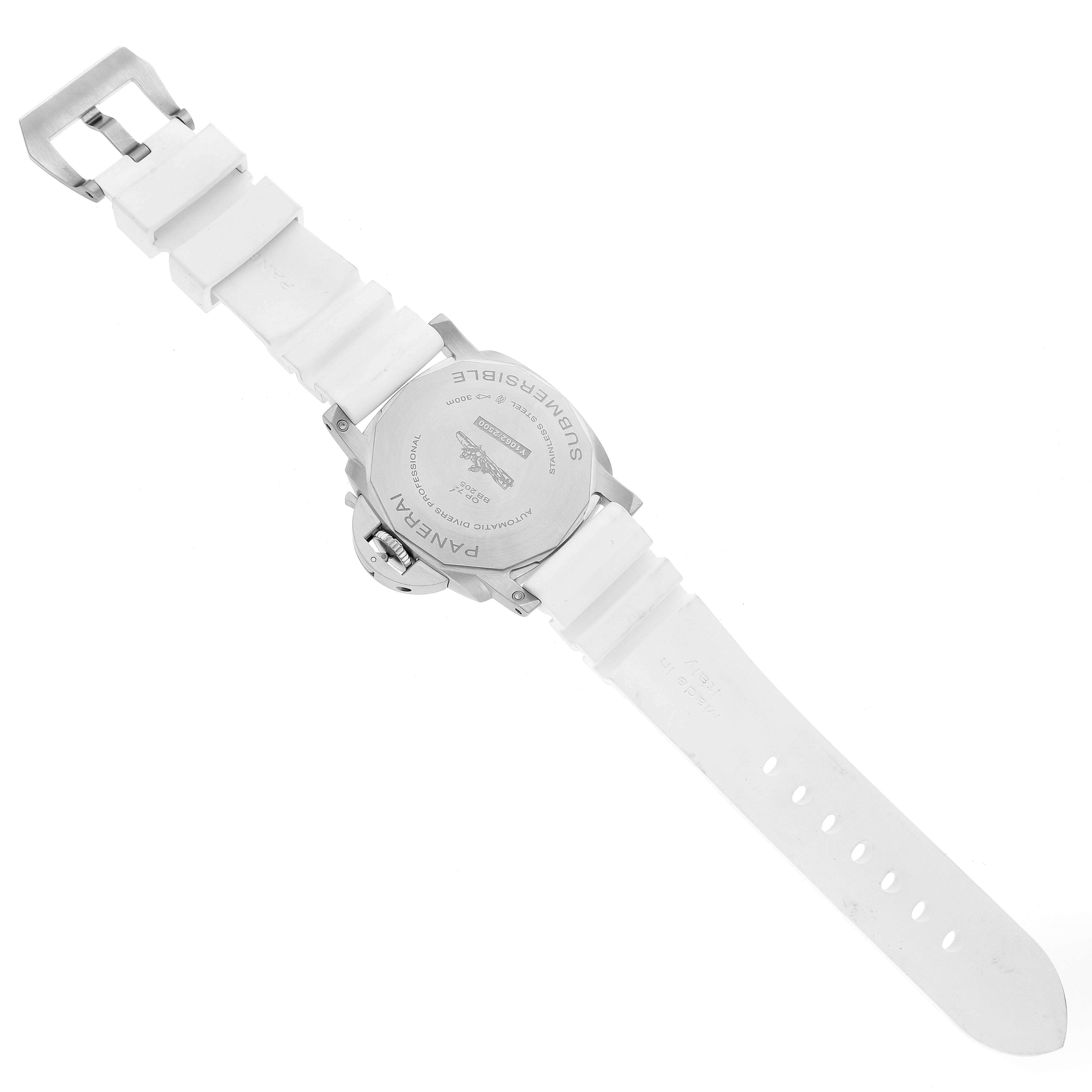 The image shows the back and strap of a Panerai Submersible PAM01226 Men
s Stainless Steel White Dial PAM01226 Men
s Stainless Steel White Dial watch, including its buckle and case back.