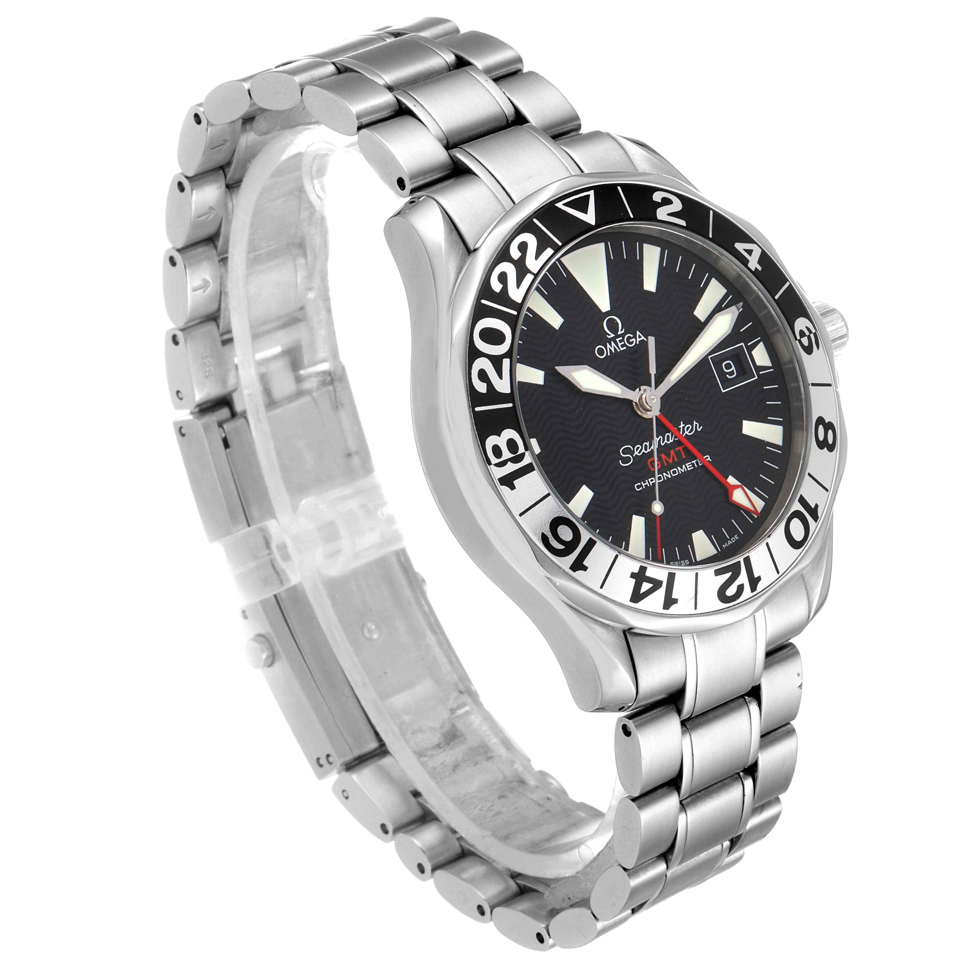 The image shows a three-quarter view of the Omega Seamaster 2536.50.00 Men's Stainless Steel Black Dial 2536.50.00 Men's Stainless Steel Black Dial watch, detailing the dial, bezel, and metal bracelet.