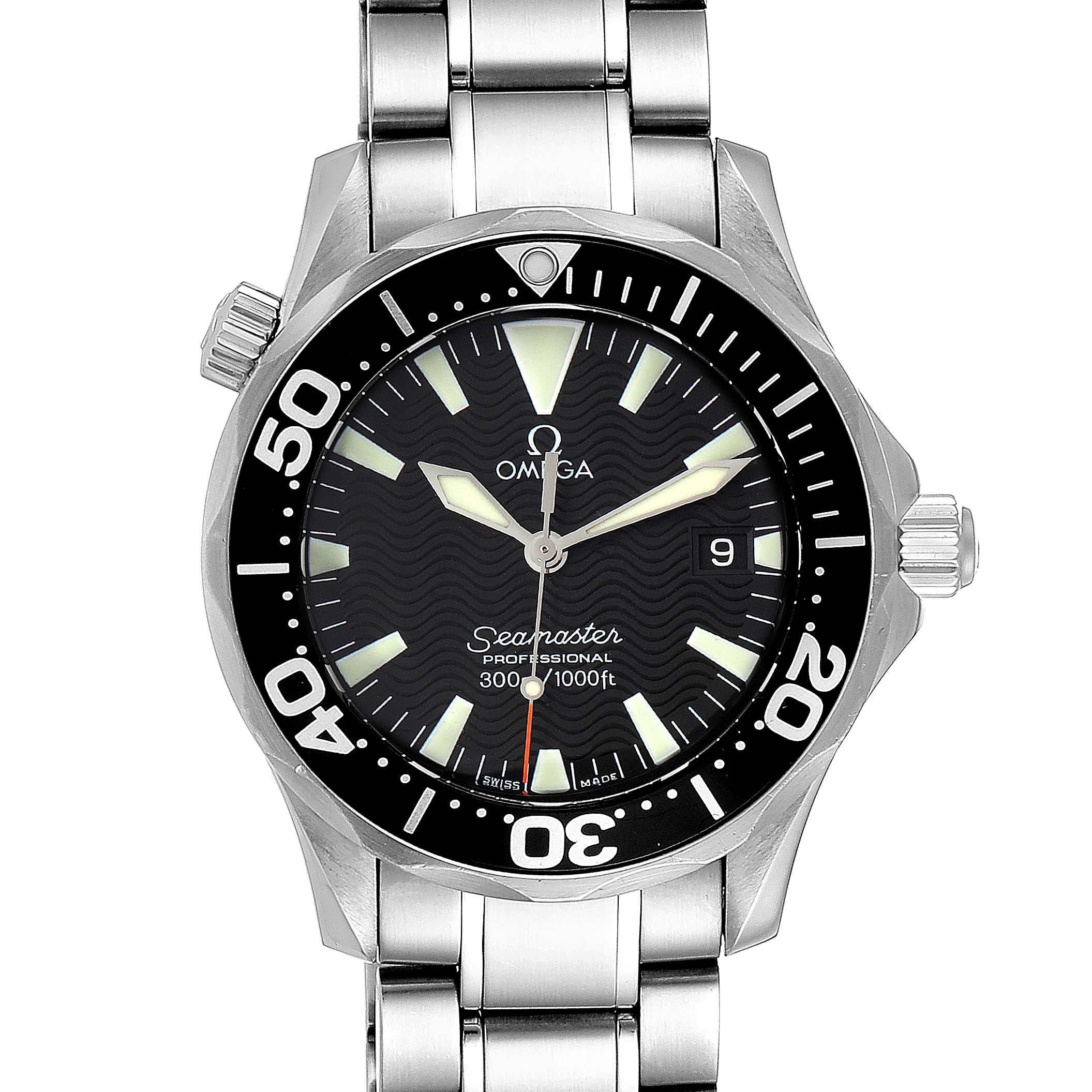 The image shows a front view of the Omega Seamaster 2262.50.00 Men
s Stainless Steel Black Dial 2262.50.00 Men
s Stainless Steel Black Dial watch, highlighting its dial, bezel, hands, crown, and metal bracelet.
