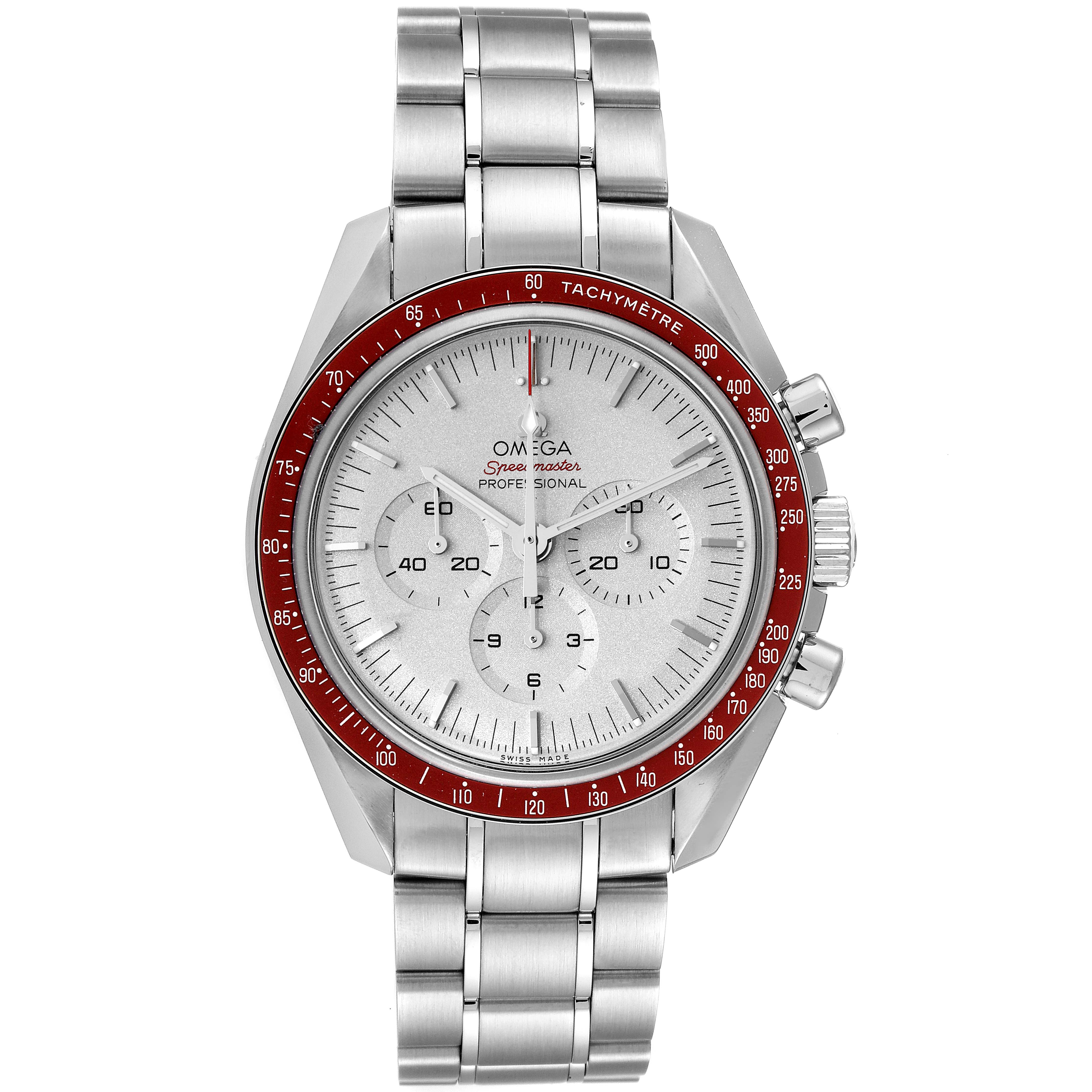The image shows a front view of the Omega Speedmaster 522.30.42.30.06.001 Men's Stainless Steel Silver Dial 522.30.42.30.06.001 Men's Stainless Steel Silver Dial watch, highlighting the face, bezel, and stainless steel bracelet.