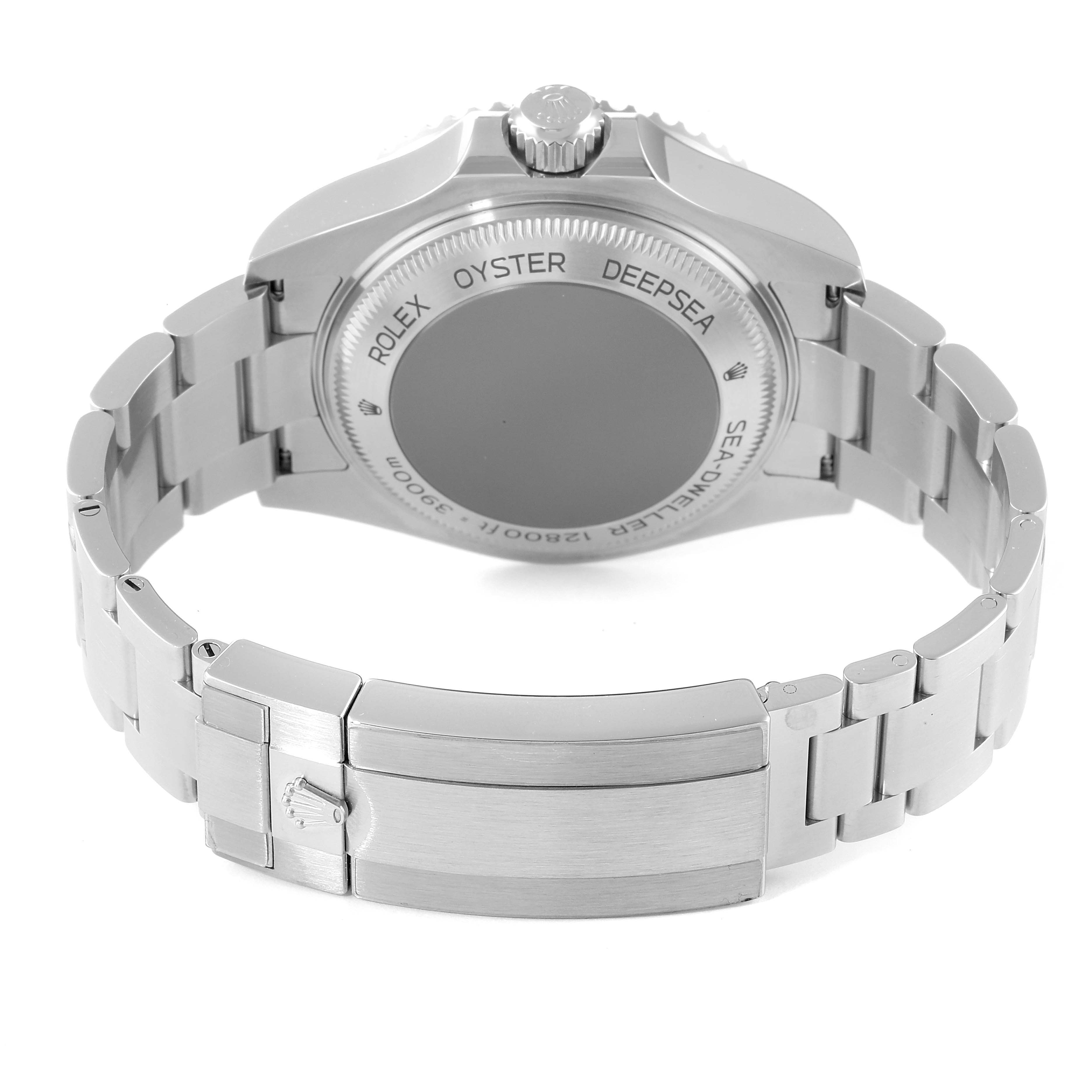 This image shows the back view and bracelet of a Rolex Sea-Dweller 126660 Men
s Stainless Steel Blue Dial 126660 Men
s Stainless Steel Blue Dial watch.