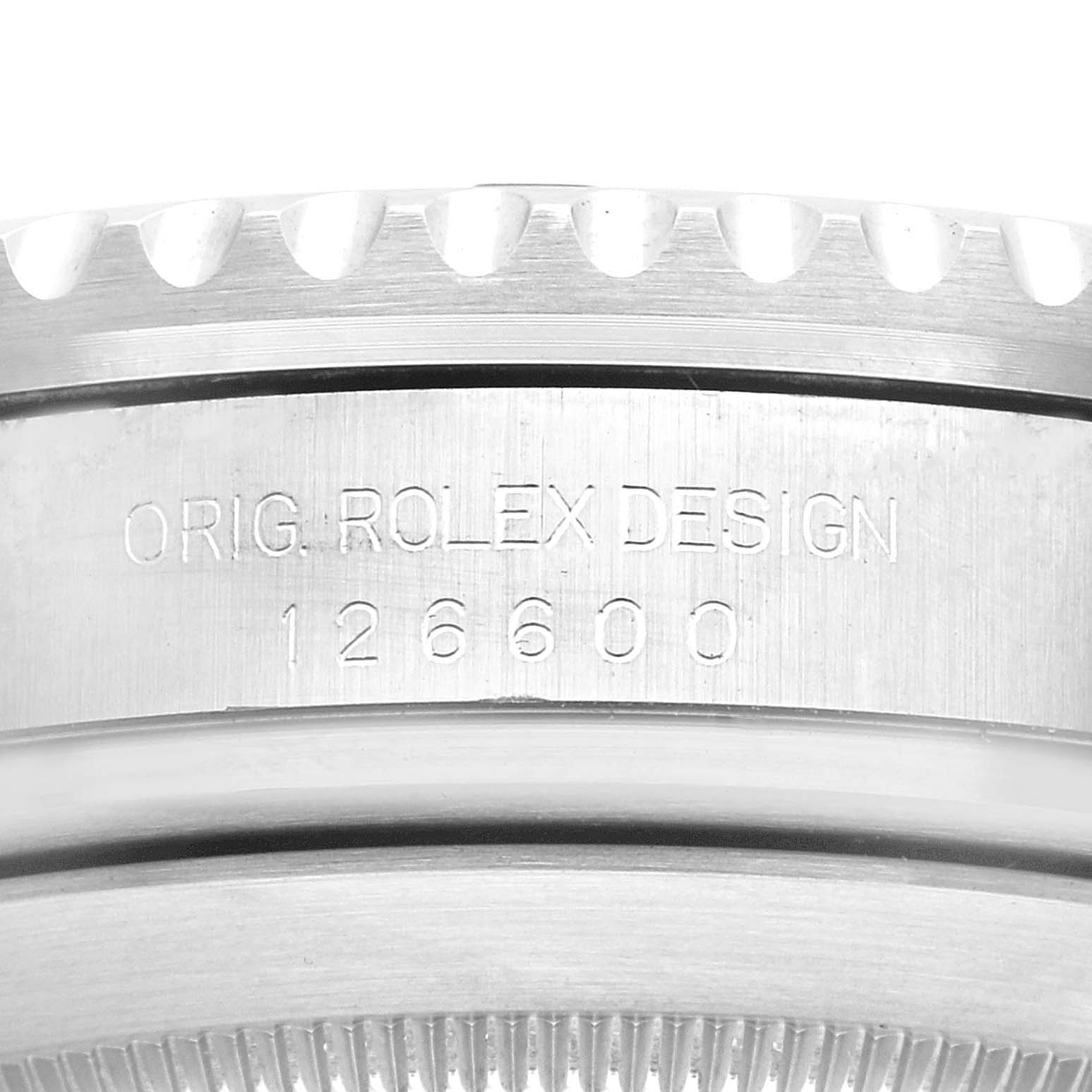 This image shows a close-up of the side view of the case of a Rolex Sea-Dweller 126600 Men
s Stainless Steel Black Dial 126600 Men
s Stainless Steel Black Dial model, highlighting the model number 126600.