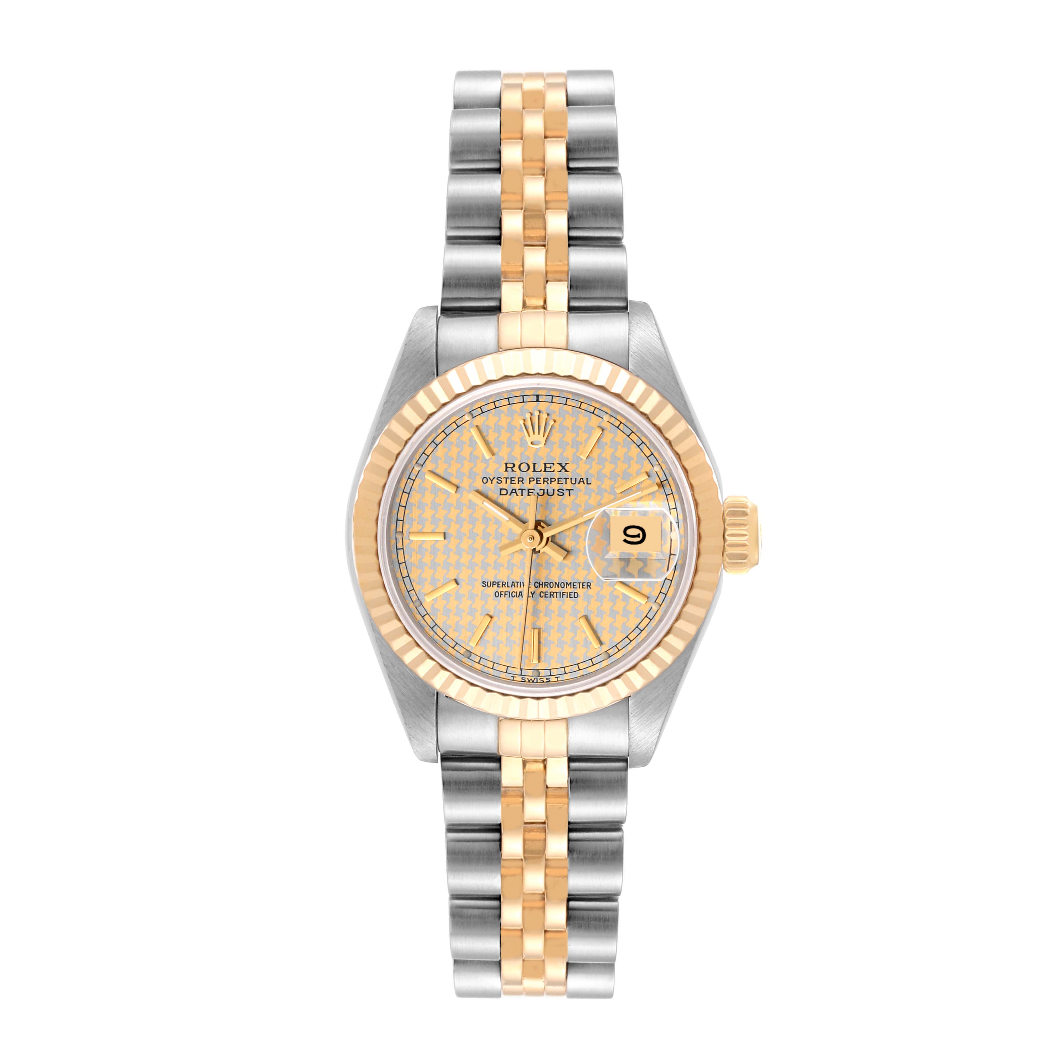 The image shows a front view of a Rolex Datejust 69173 Women's Steel and Gold (two tone) Champagne Dial 69173 Women's Steel and Gold (two tone) Champagne Dial watch with a two-tone metal band and a champagne dial.