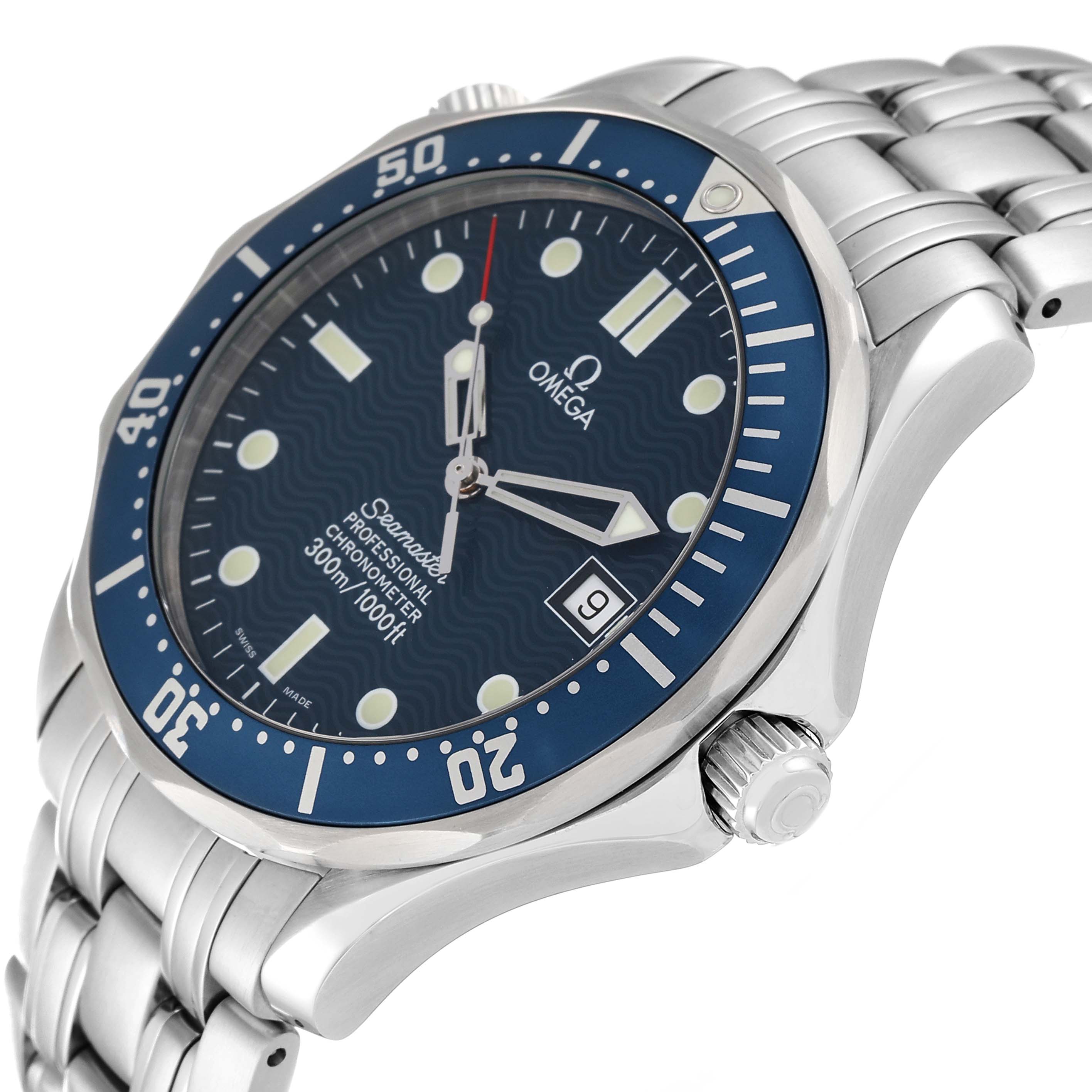 The image shows a close-up angle of an Omega Seamaster 2531.80.00 Men
s Stainless Steel Blue Dial 2531.80.00 Men
s Stainless Steel Blue Dial watch, highlighting the dial, bezel, and bracelet.