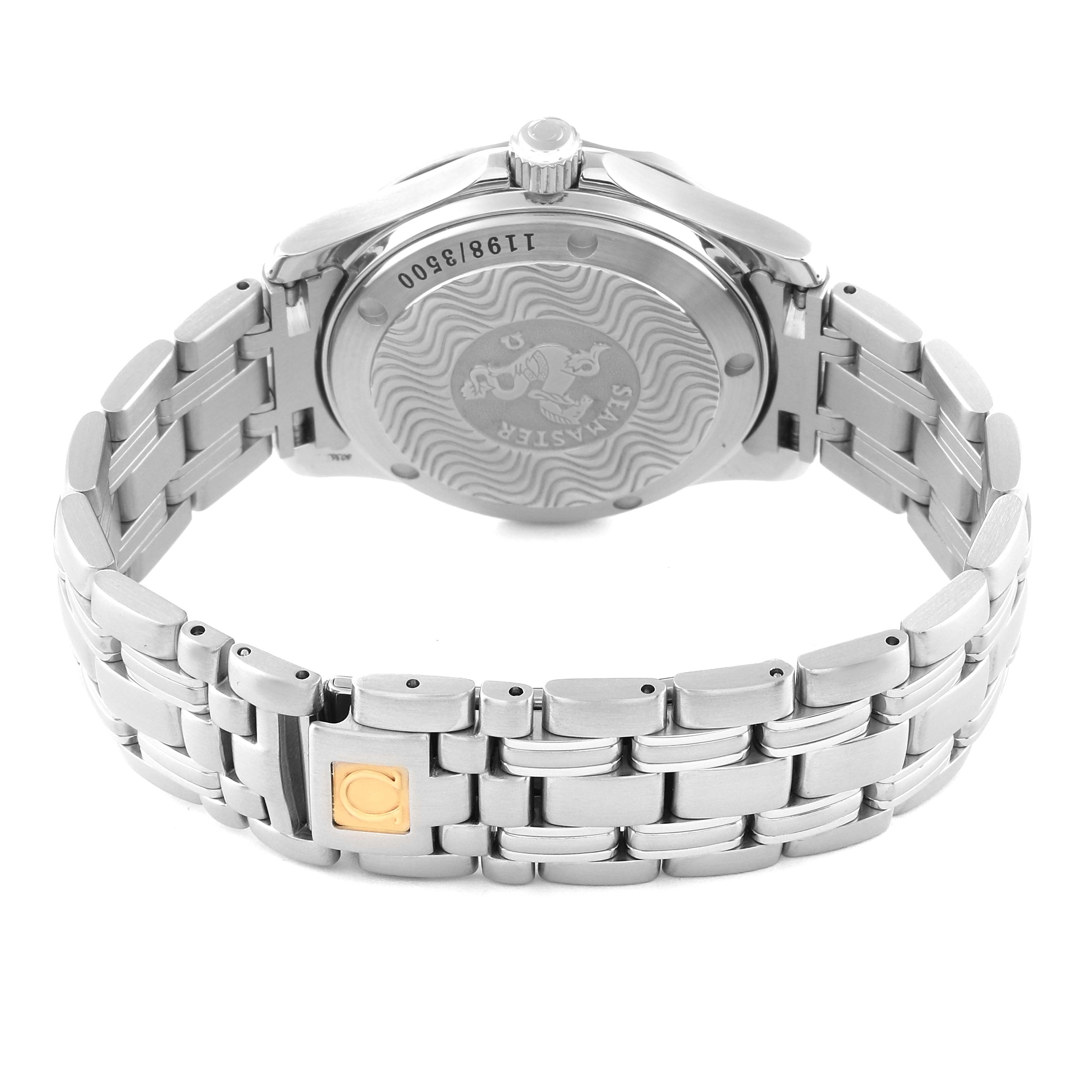 The image shows the back and bracelet of the Omega Seamaster 2554.80.00 Men
s Stainless Steel Blue Dial 2554.80.00 Men
s Stainless Steel Blue Dial watch, highlighting its clasp and case back design.