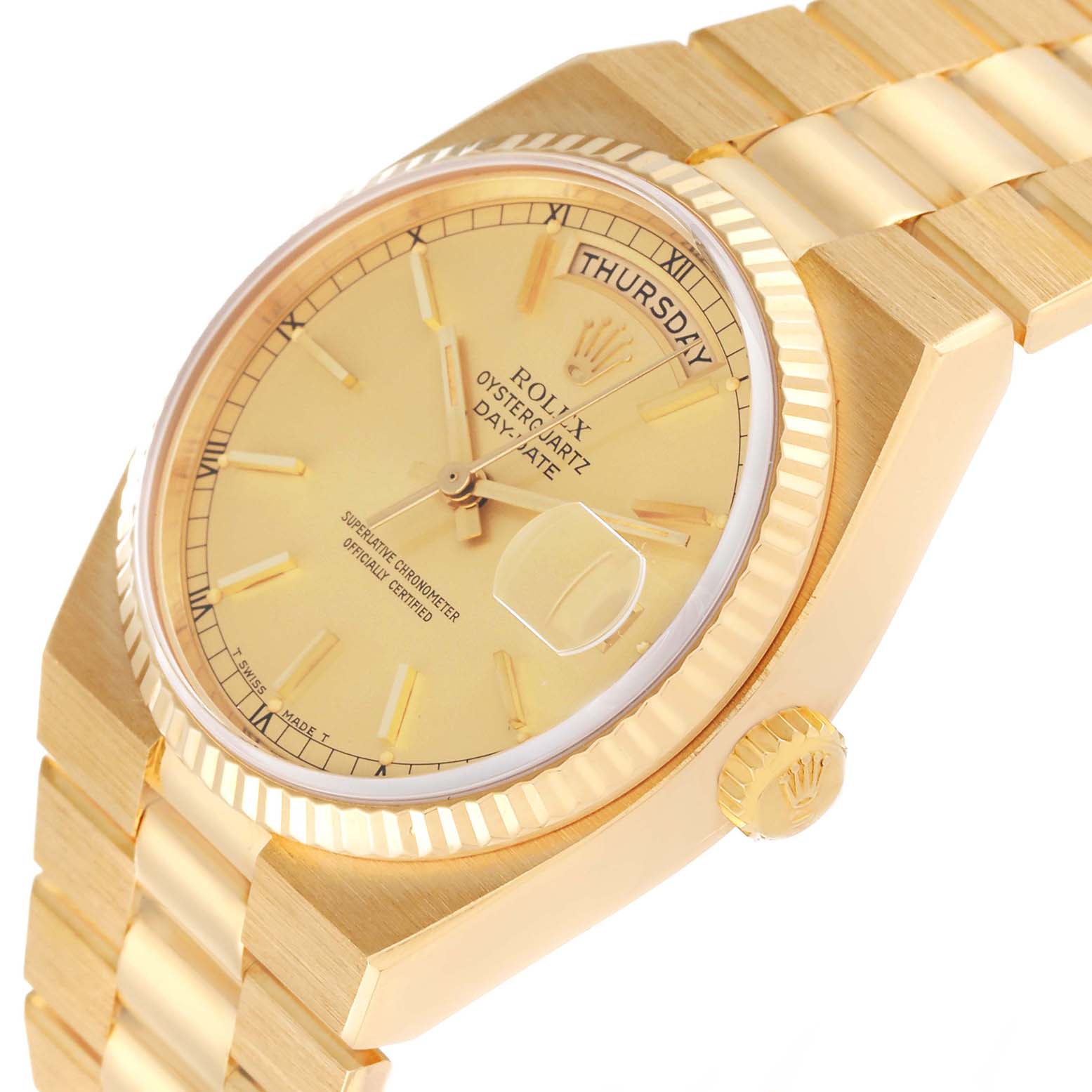 The image shows a close-up of the Rolex President 19018 Men
s Yellow Gold Champagne Dial 19018 Men
s Yellow Gold Champagne Dial model, highlighting its dial, fluted bezel, crown, and bracelet.