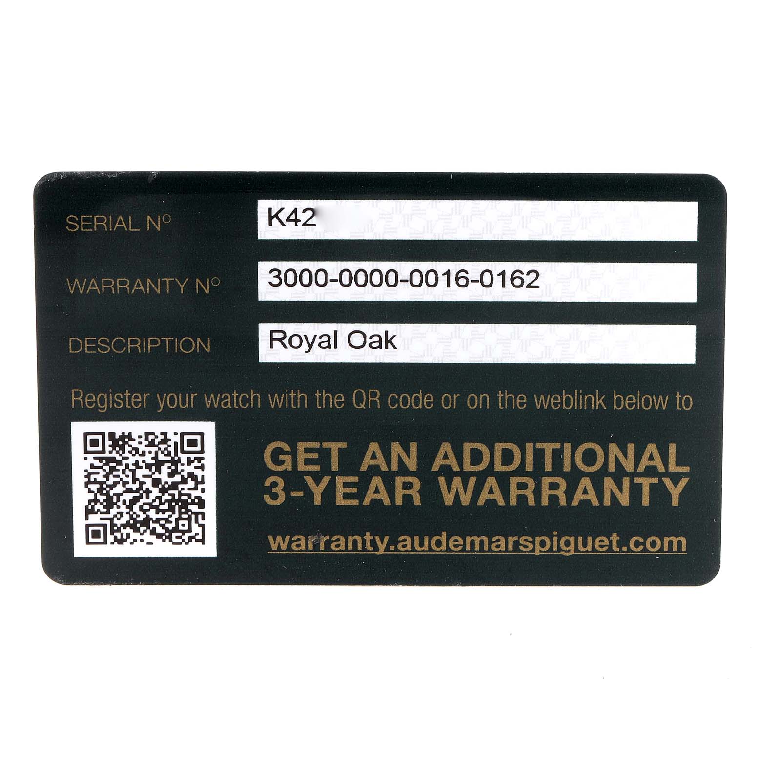 This image shows a warranty card for the Royal Oak model by Audemars Piguet, including serial and warranty numbers and a QR code.