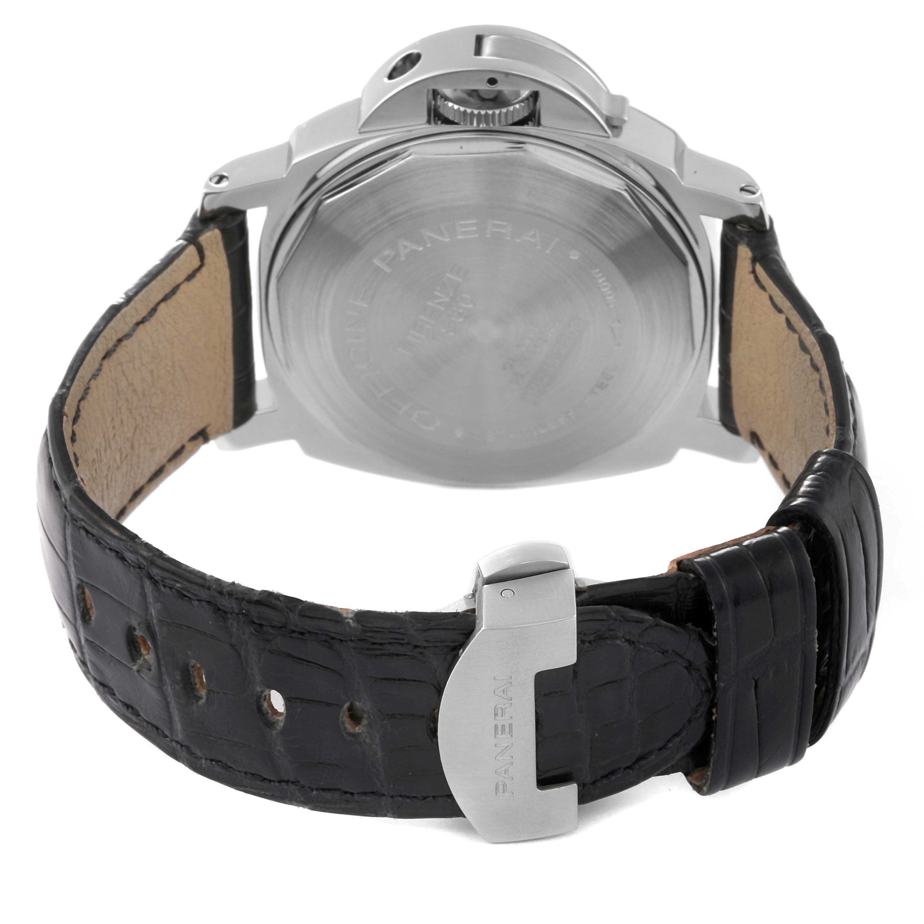 The image shows the back case and leather strap of a Panerai Luminor PAM00090 Men
s Stainless Steel Black Dial PAM00090 Men
s Stainless Steel Black Dial watch.