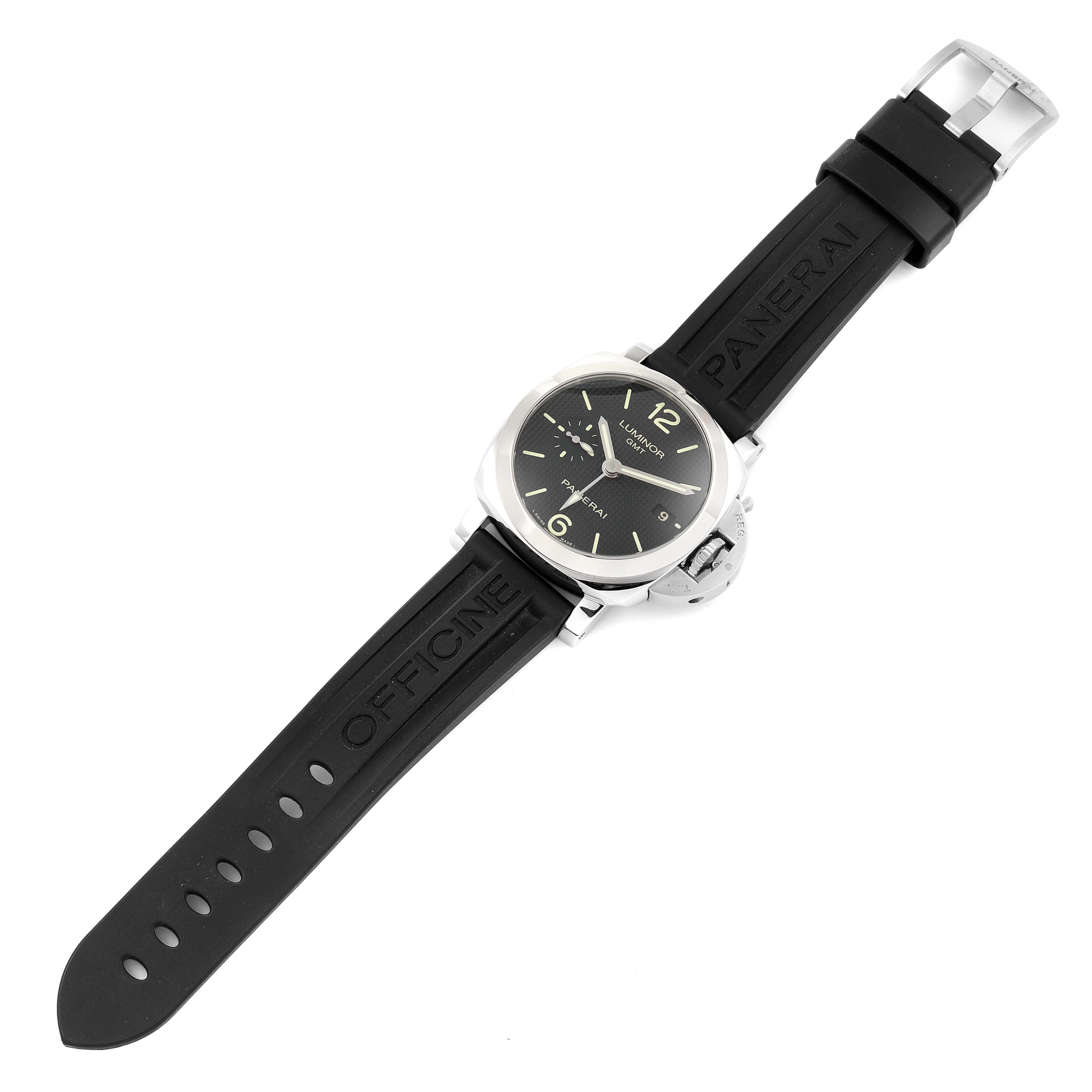 The image shows a top-down view of a Panerai Luminor PAM00535 Men
s Stainless Steel Black Dial PAM00535 Men
s Stainless Steel Black Dial watch, highlighting its black rubber strap and stainless steel case.