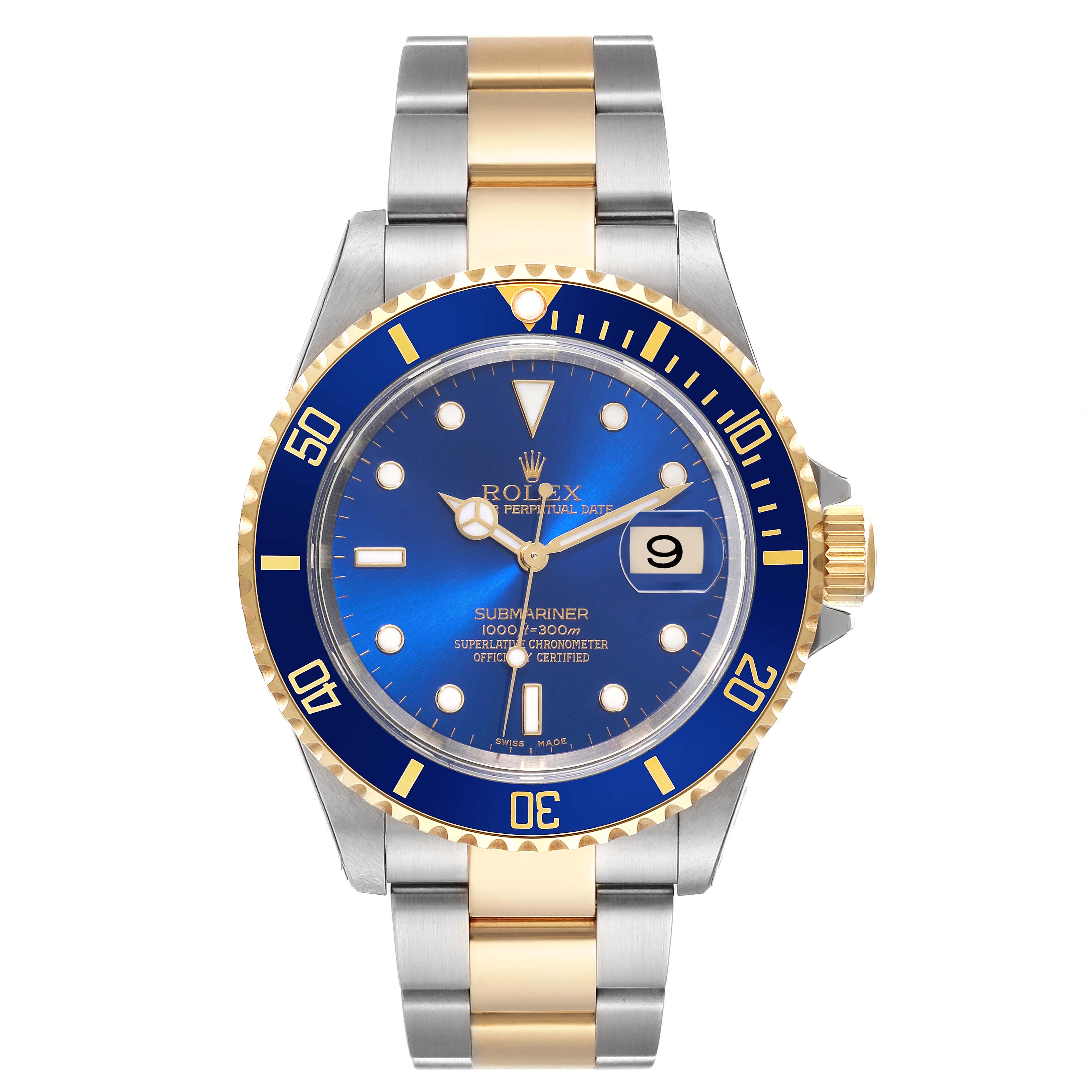 This image shows a front view of the Rolex Submariner 16613 Men
s Steel and Gold (two tone) Blue Dial 16613 Men
s Steel and Gold (two tone) Blue Dial watch with a blue dial, gold accents, and a date display.